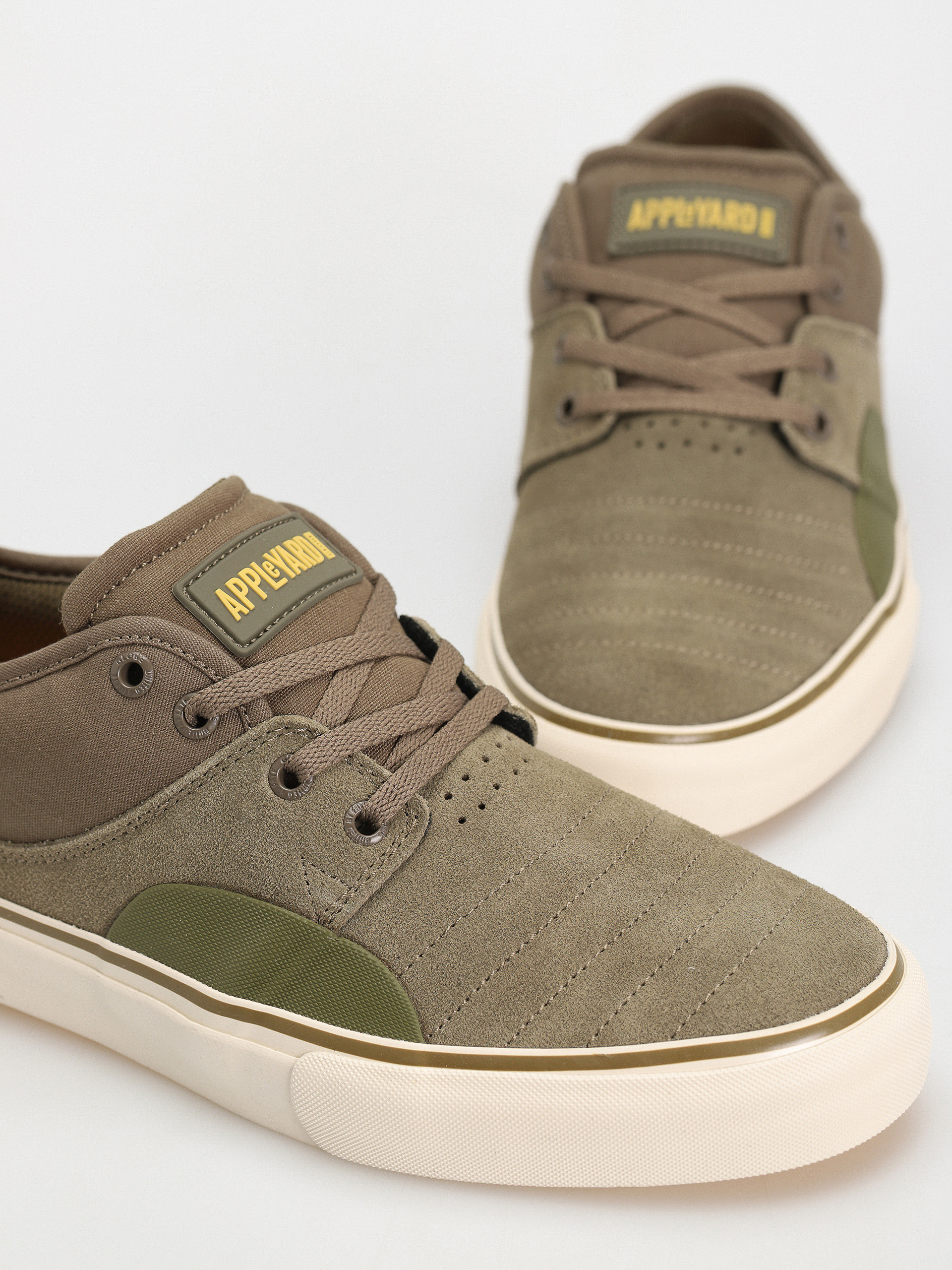 Buty Globe Mahalo Plus (khaki/antique)