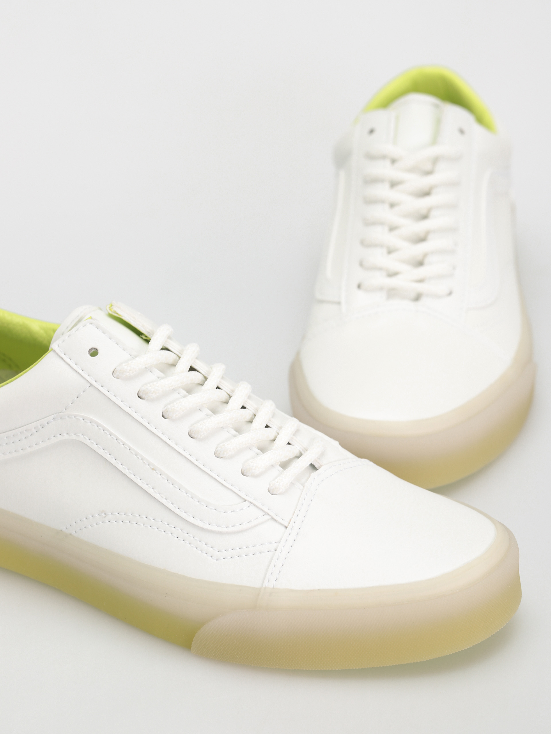 Buty Vans Old Skool (glow to the flo' white)