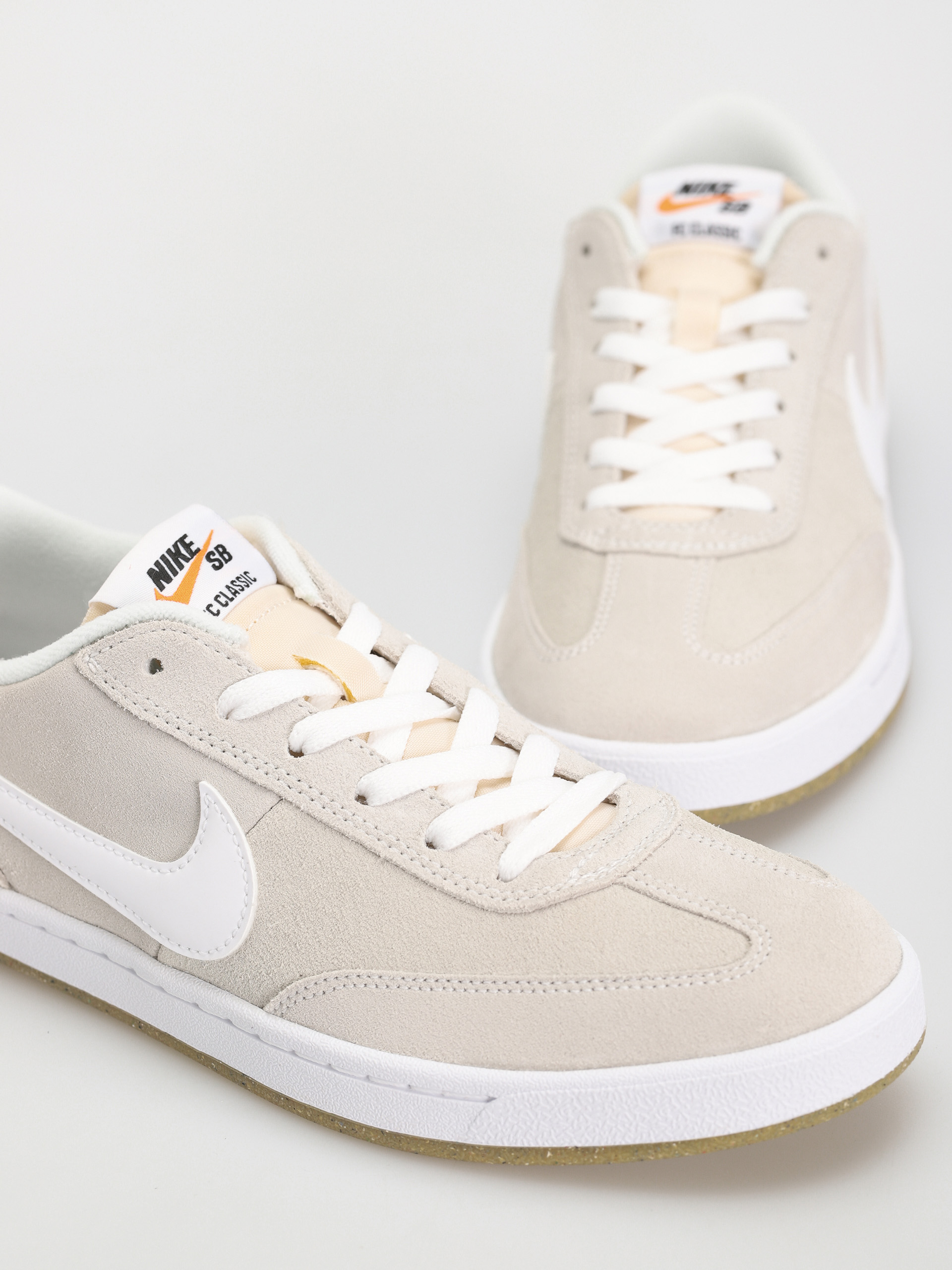 Buty Nike SB Sb Fc Classic (summit white/summit white white)