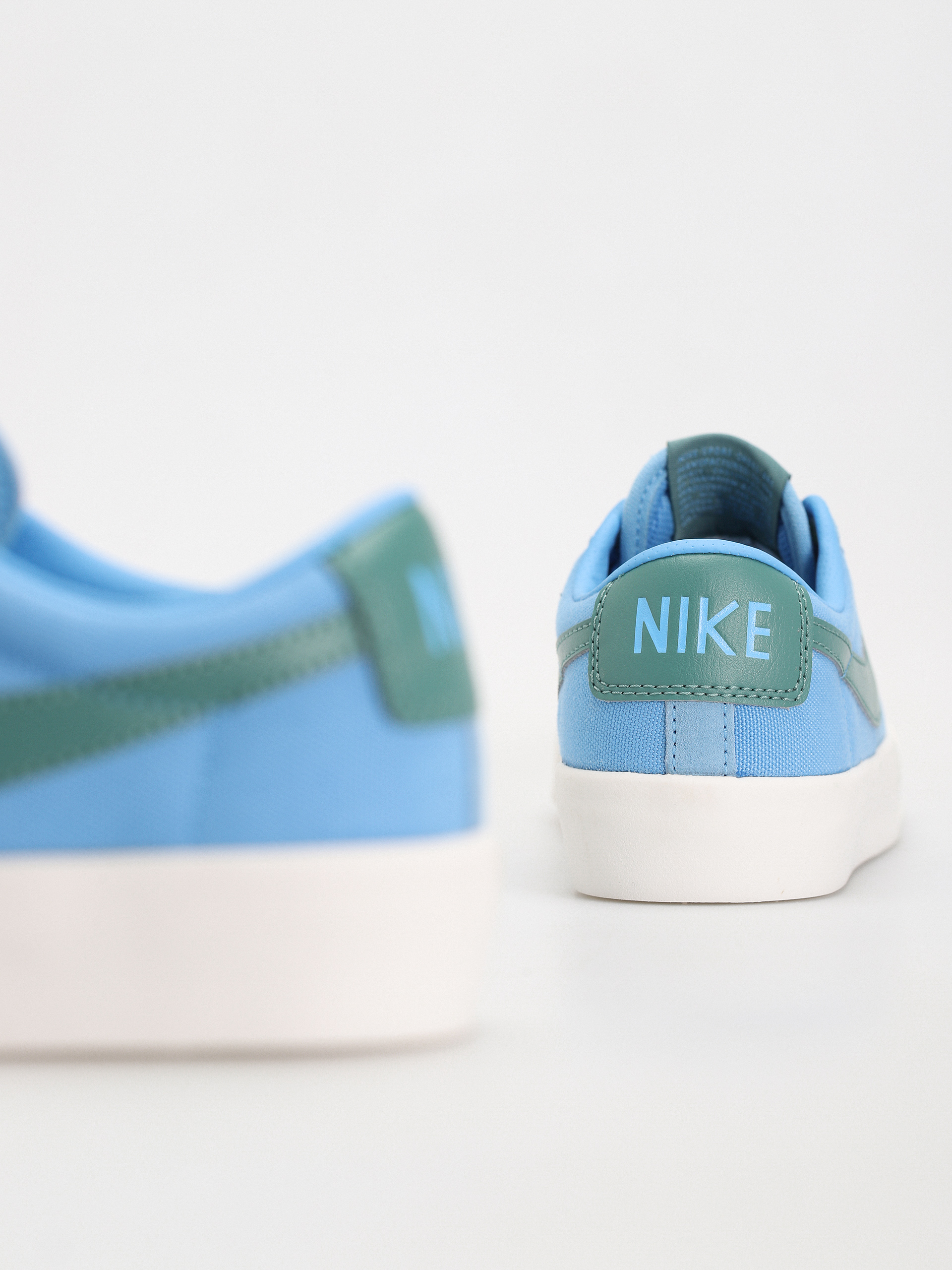 Buty Nike SB Zoom Blazer Low Pro Gt (university blue/bicoastal)