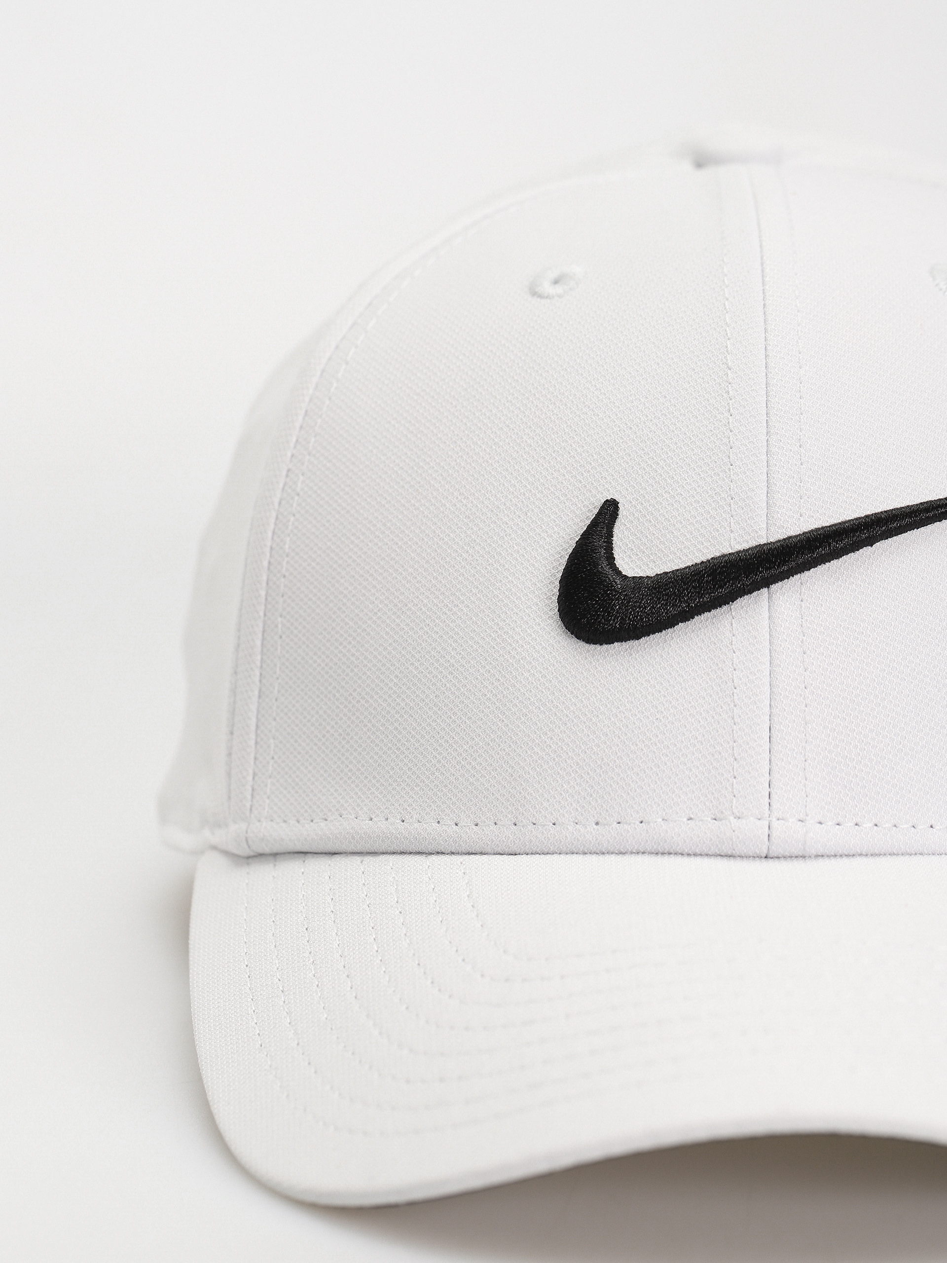 Czapka z daszkiem Nike SB Dri FIT Club (photon dust/black)