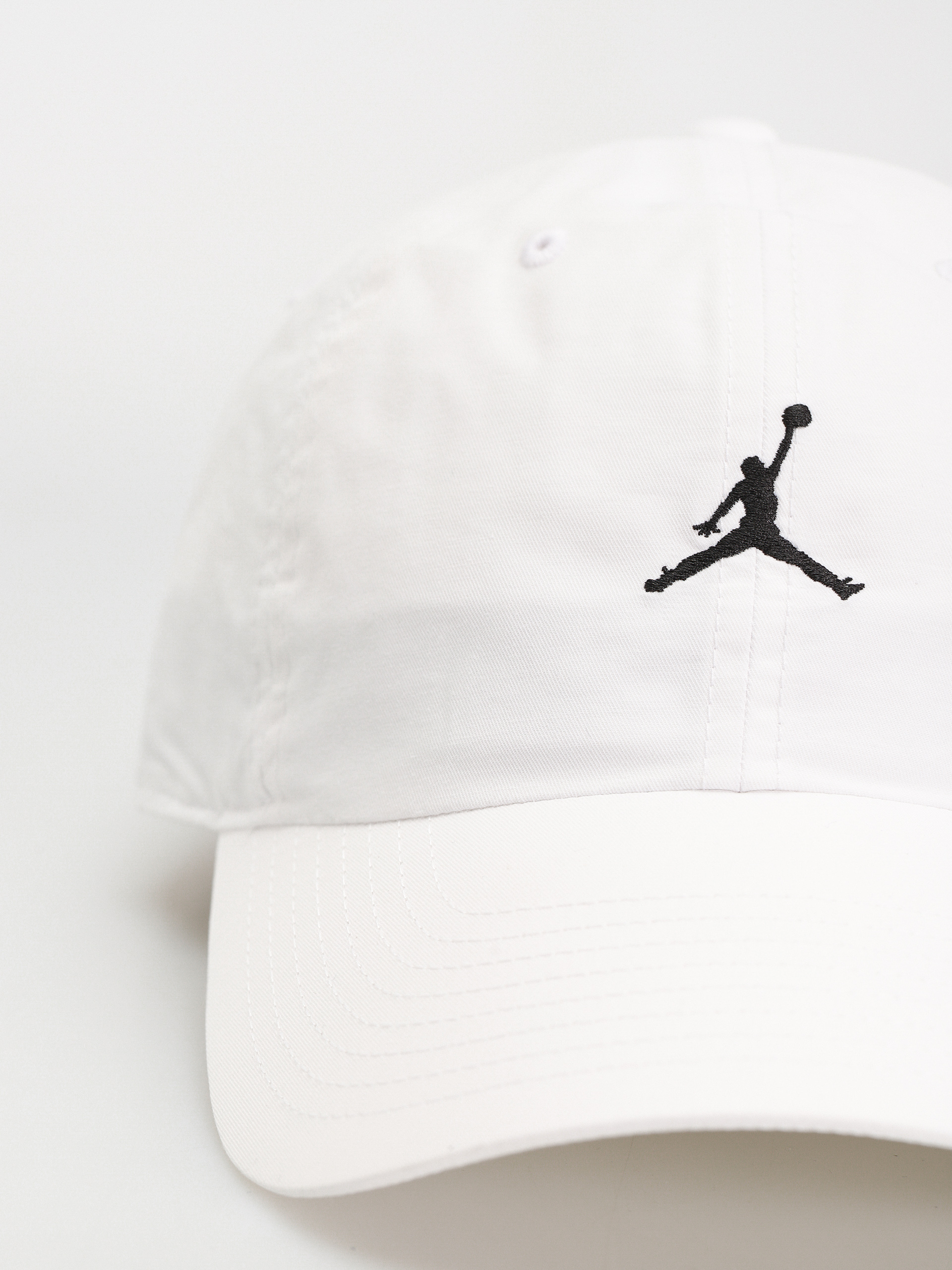 Czapka z daszkiem Nike SB Club Cap (white/black)