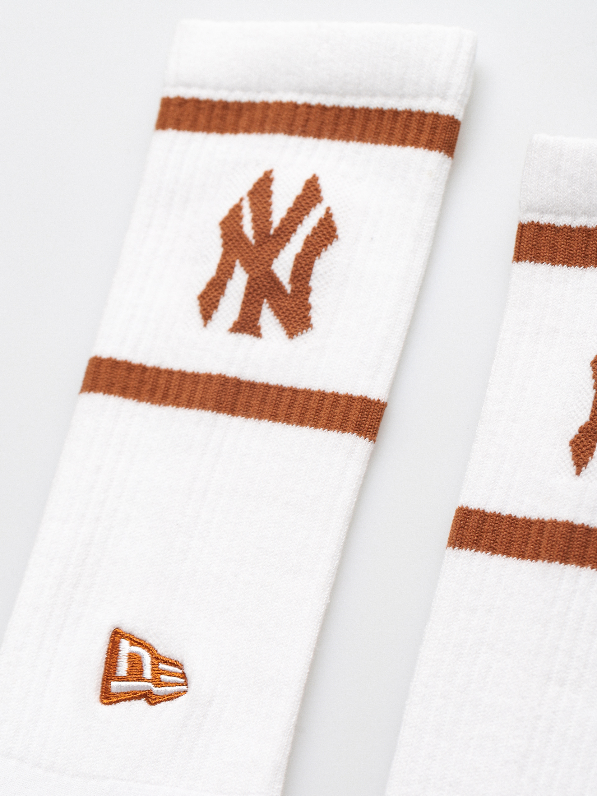Skarpetki New Era MLB Crew New York Yankees (white/toffee)