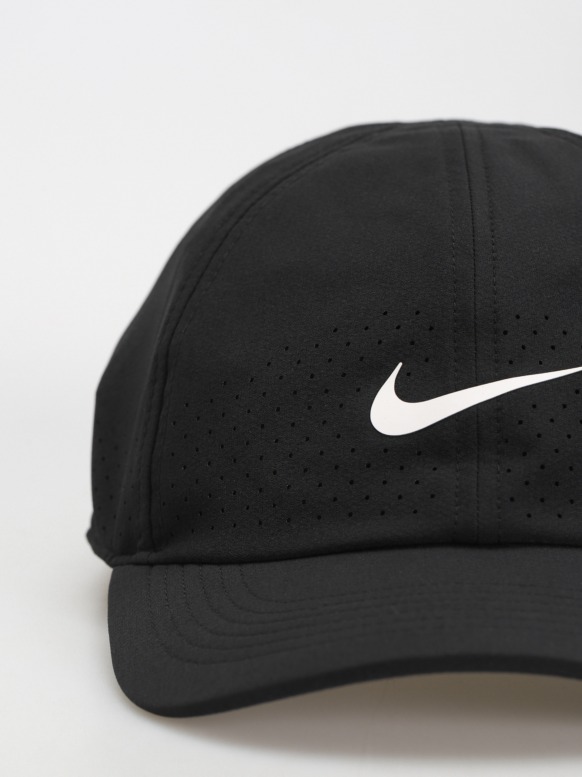 Czapka z daszkiem Nike SB Dri FIT Adv Club (black/white)