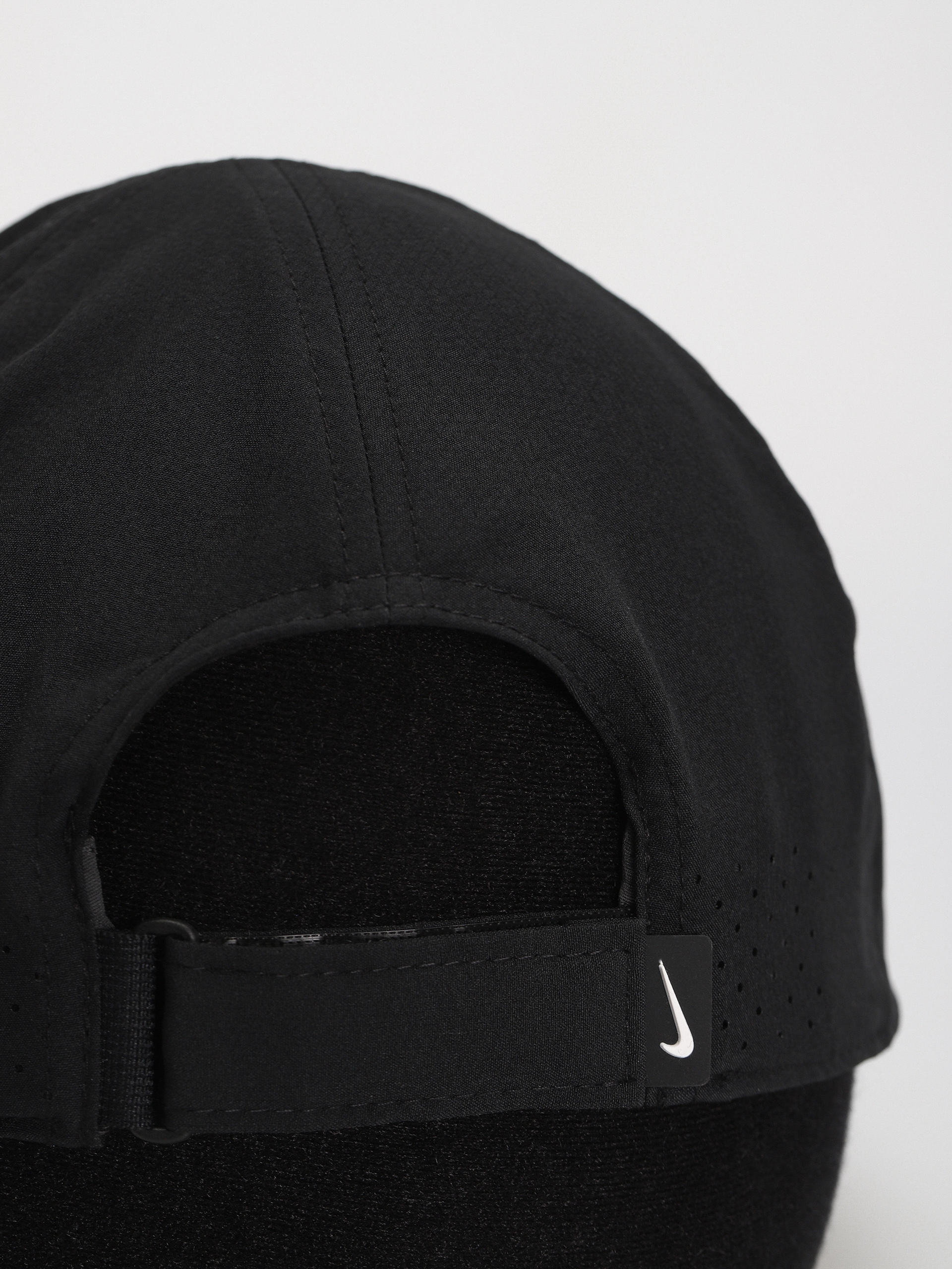 Czapka z daszkiem Nike SB Dri FIT Adv Club (black/white)