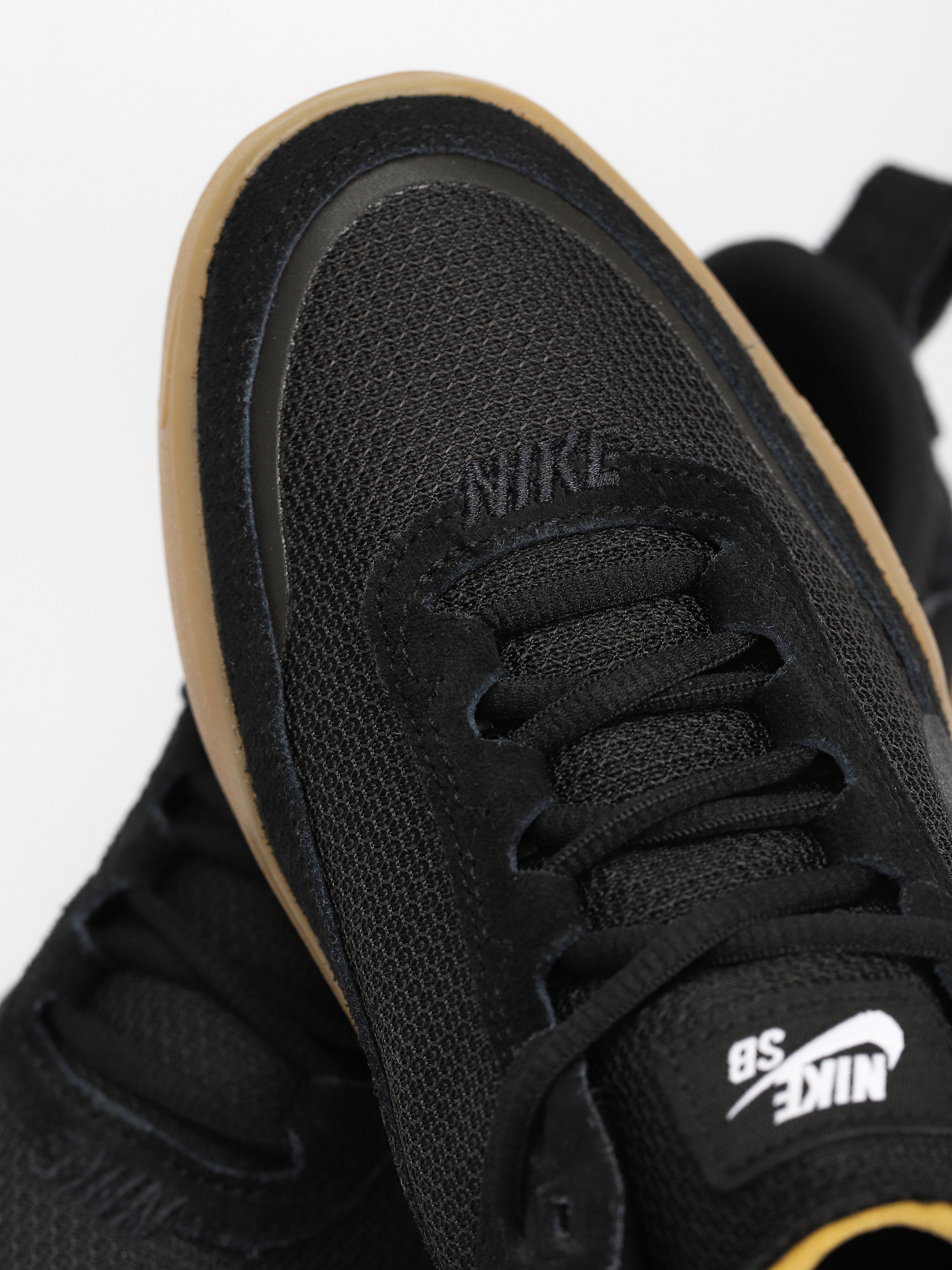 Buty Nike SB Day One JR (black/black gum light brown white)