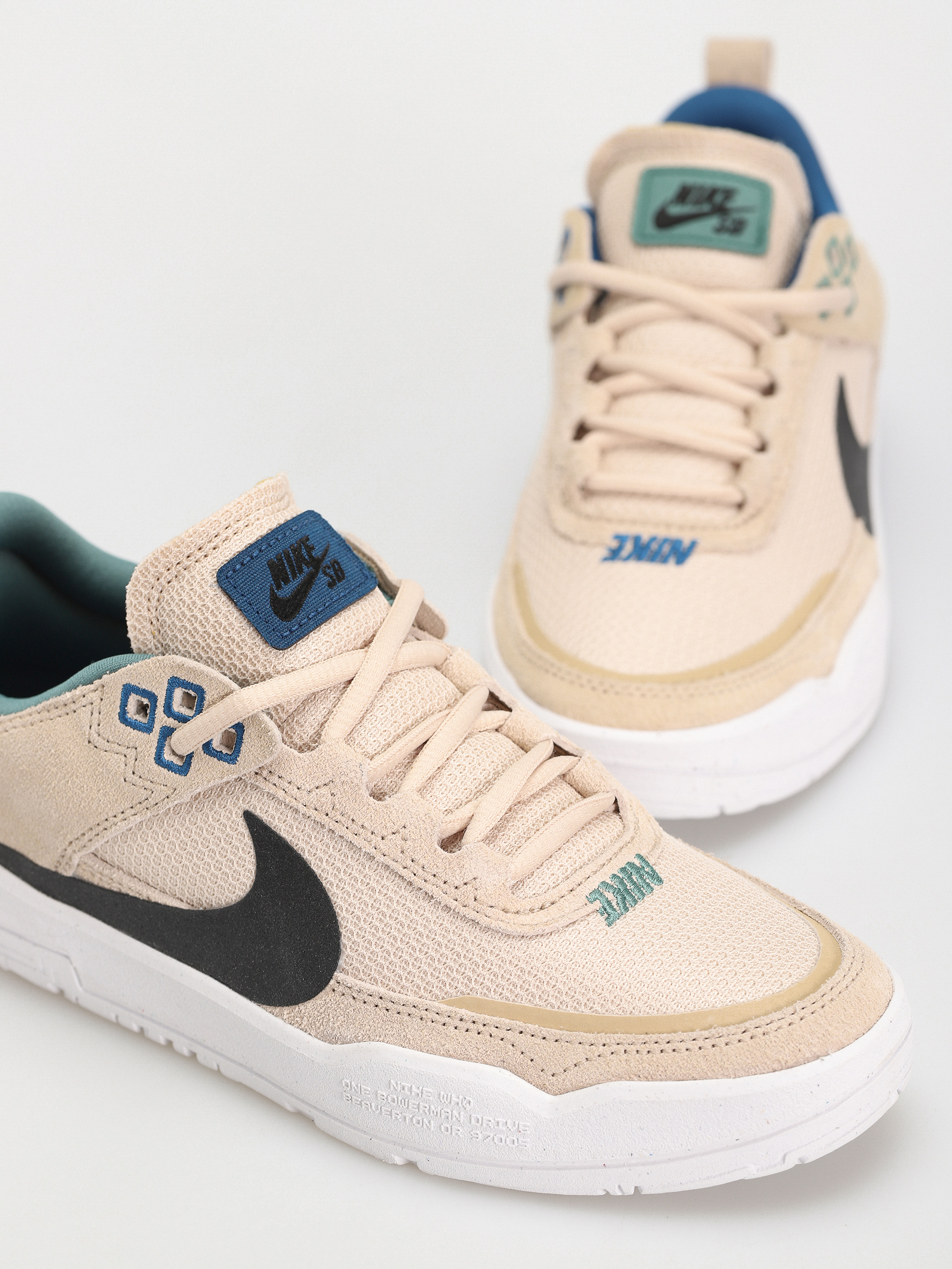 Buty Nike SB Day One JR (sanddrift/black court blue bicoastal)