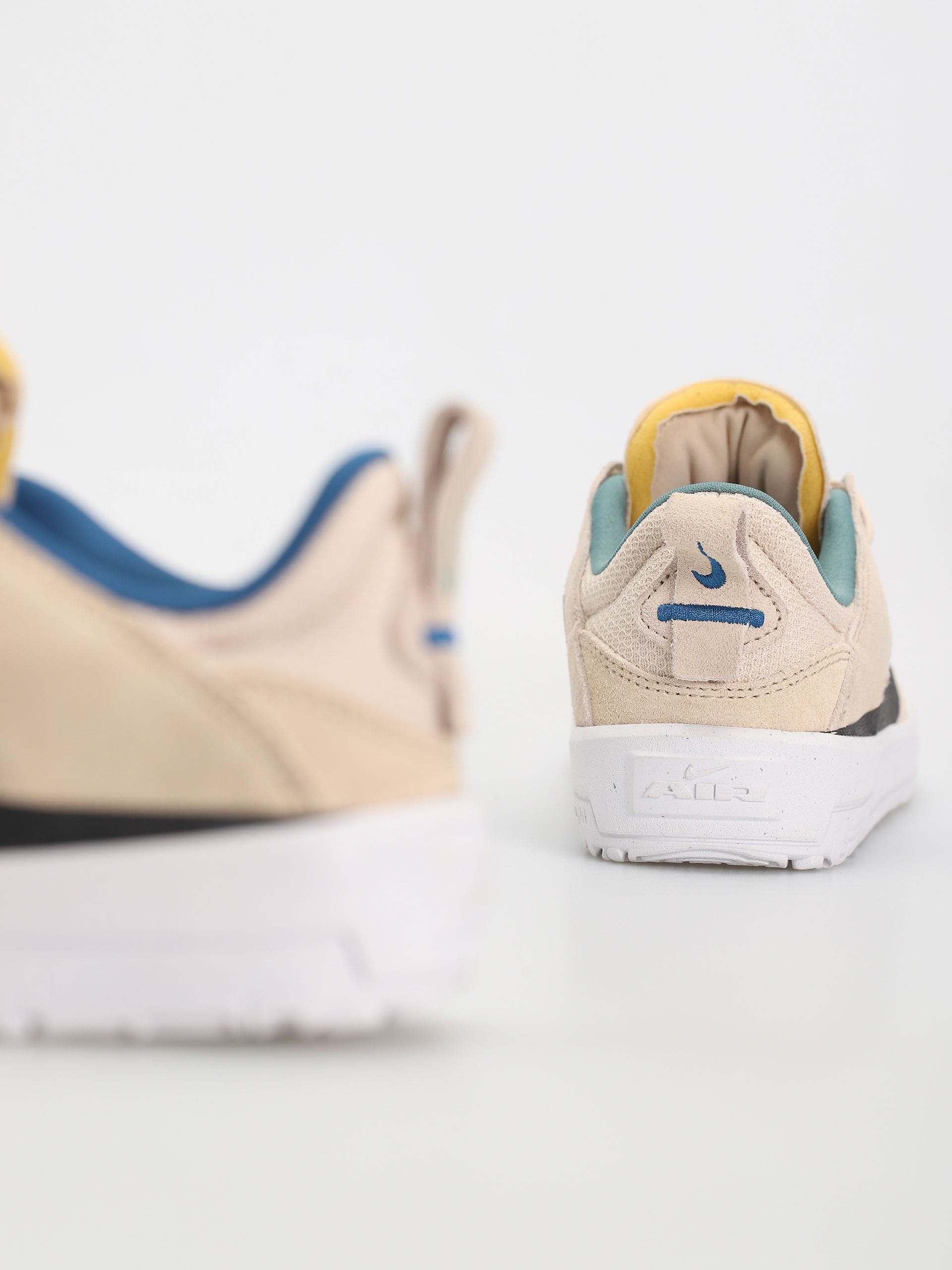 Buty Nike SB Day One JR (sanddrift/black court blue bicoastal)