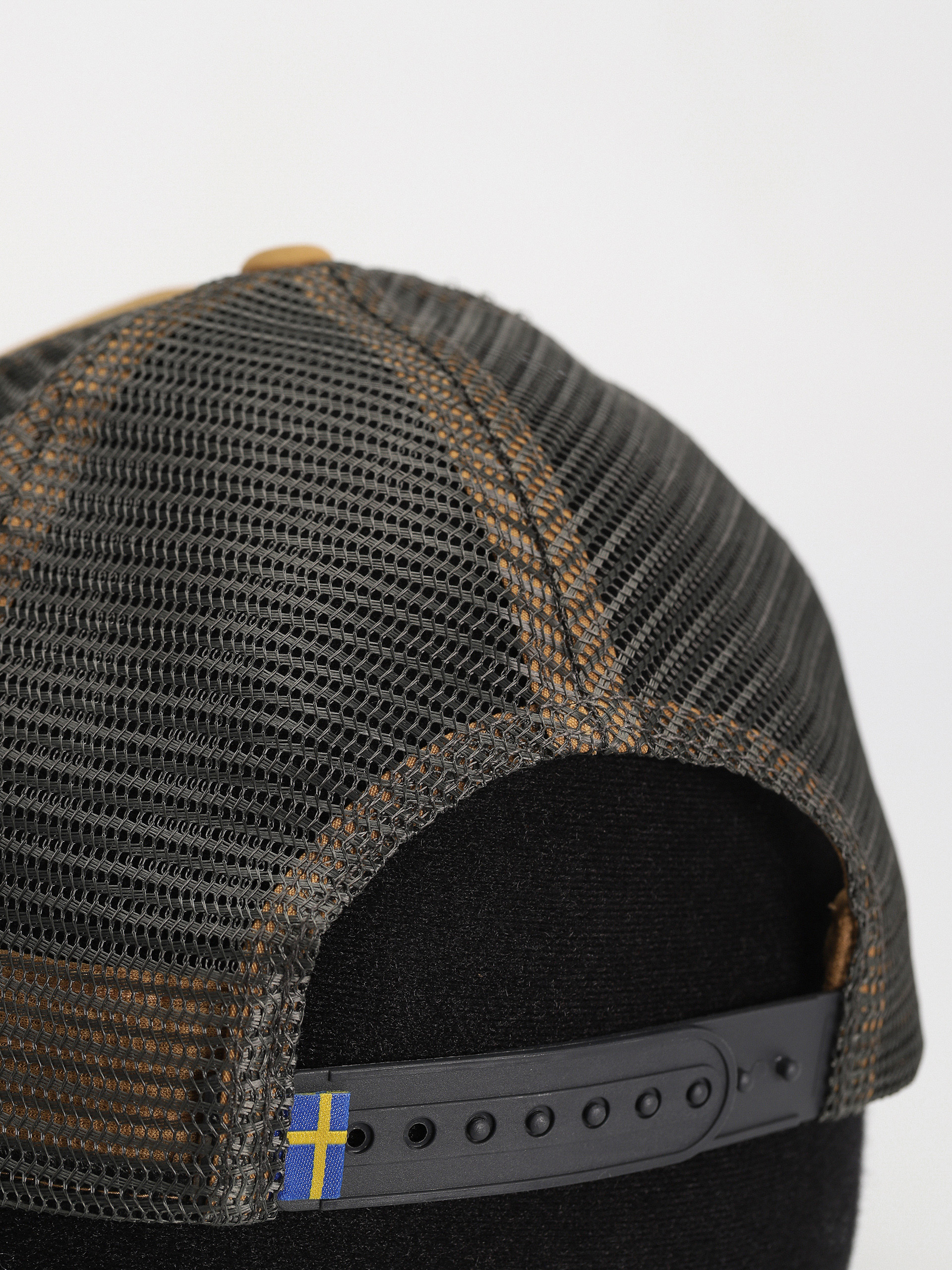 Czapka z daszkiem Fjallraven Badge Langtradarkeps (buckwheat brown)