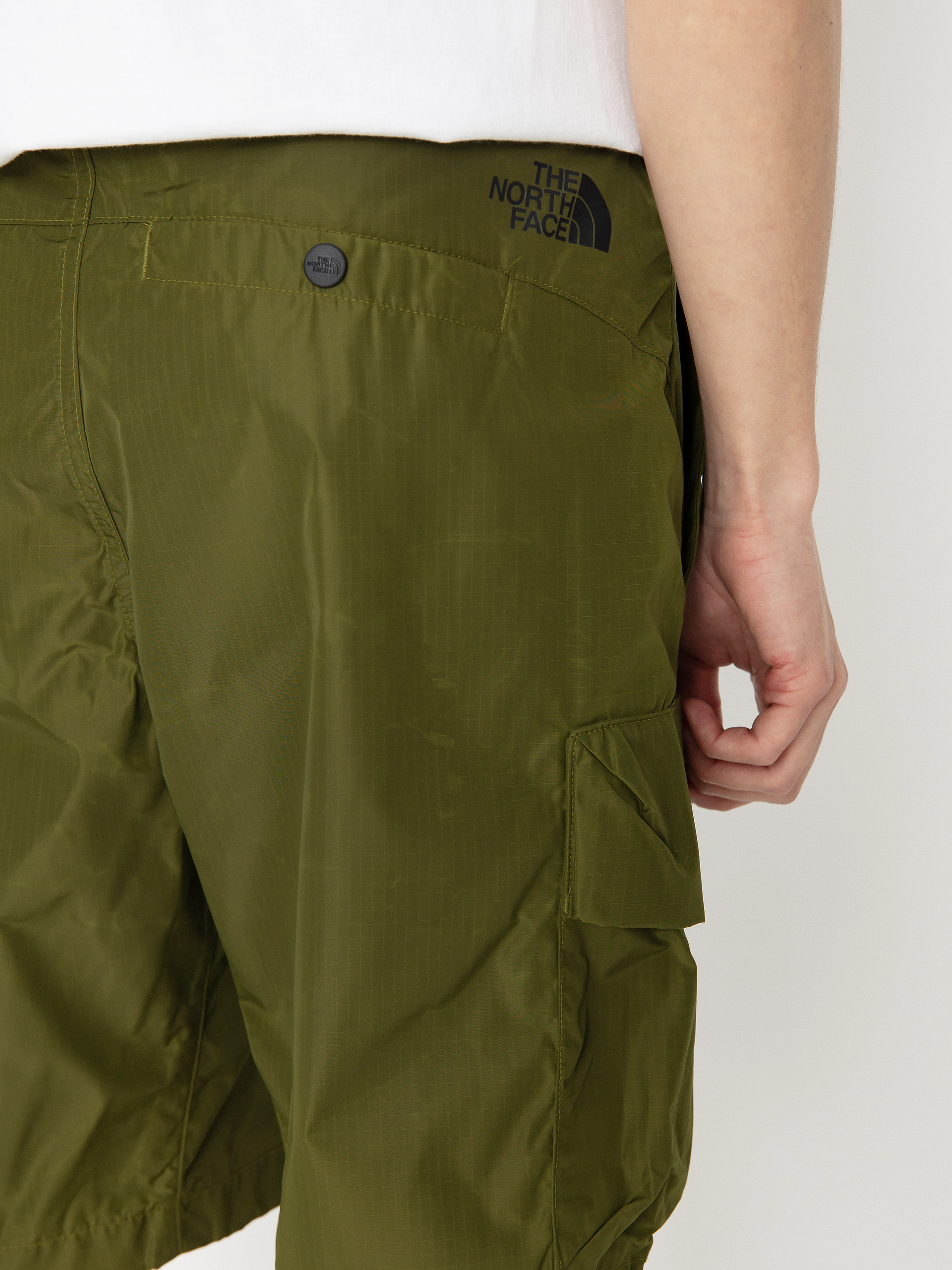 Szorty The North Face Nse Cargo Pkt (forest olive)