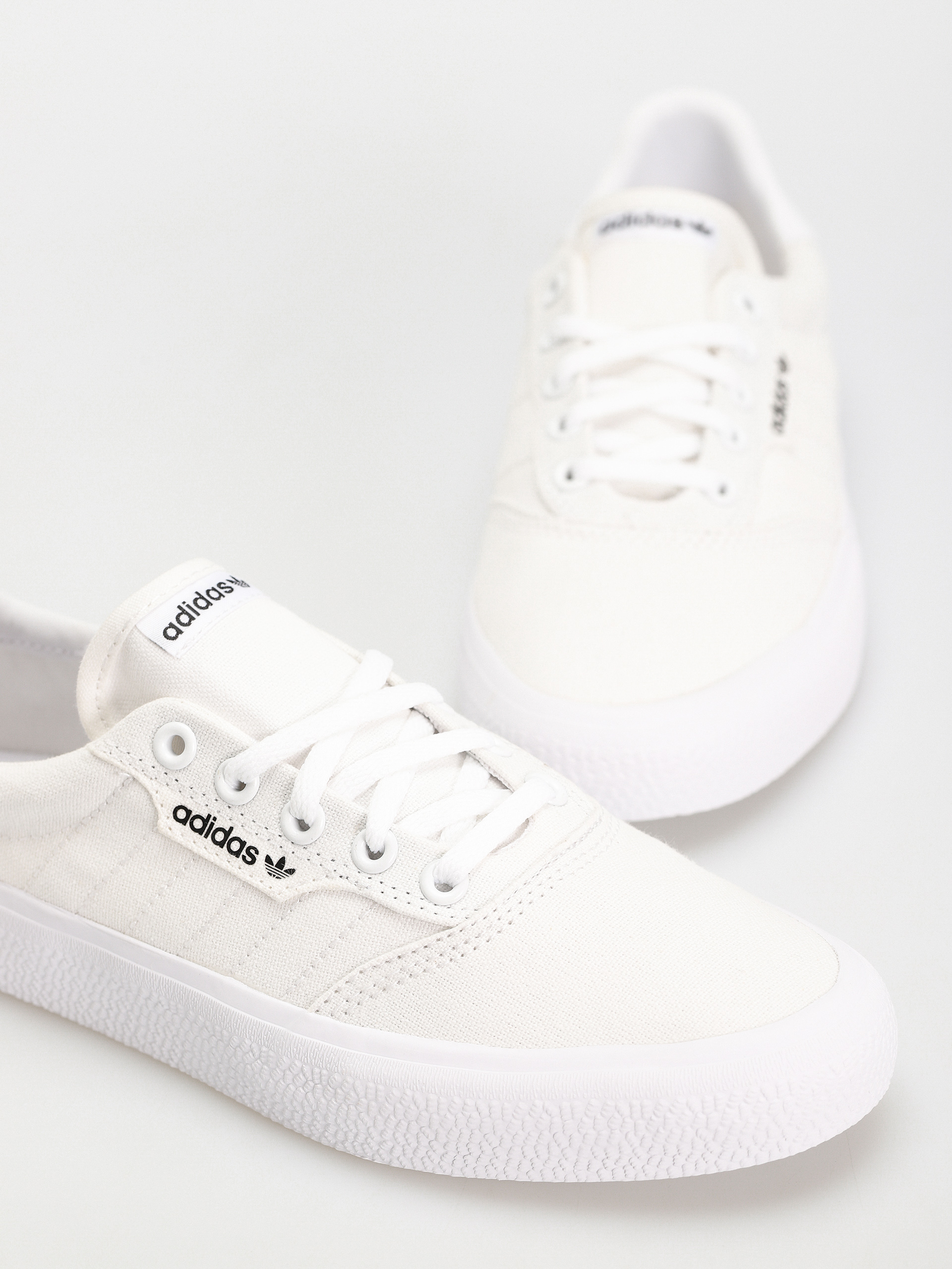 Buty adidas 3Mc (ftwwht/ftwwht/goldmt)