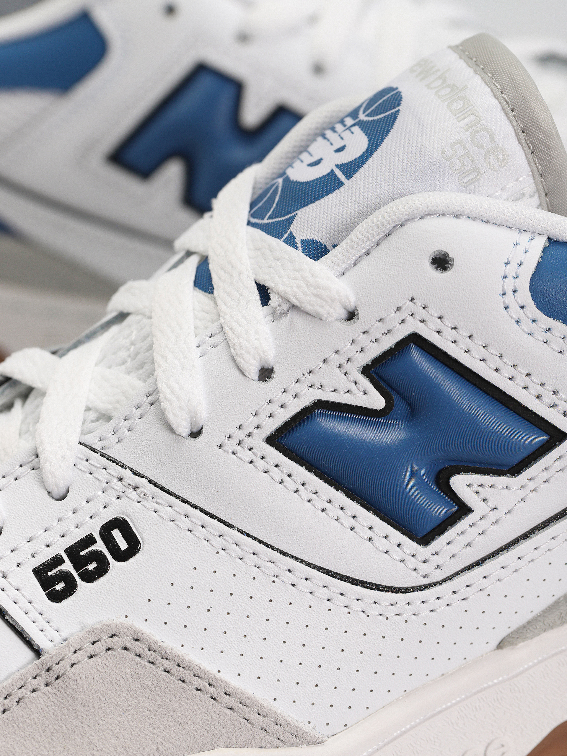 Buty New Balance 550 (white blue gum)