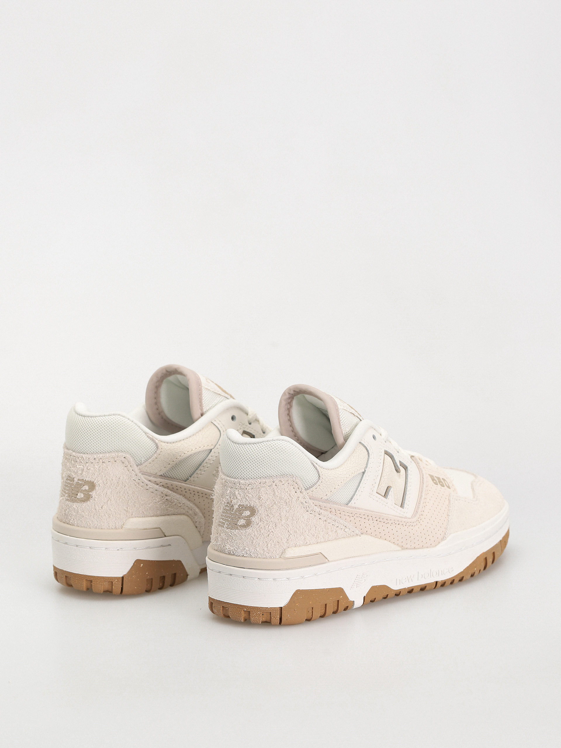 Buty New Balance 550 Wmn (sea salt white gum)