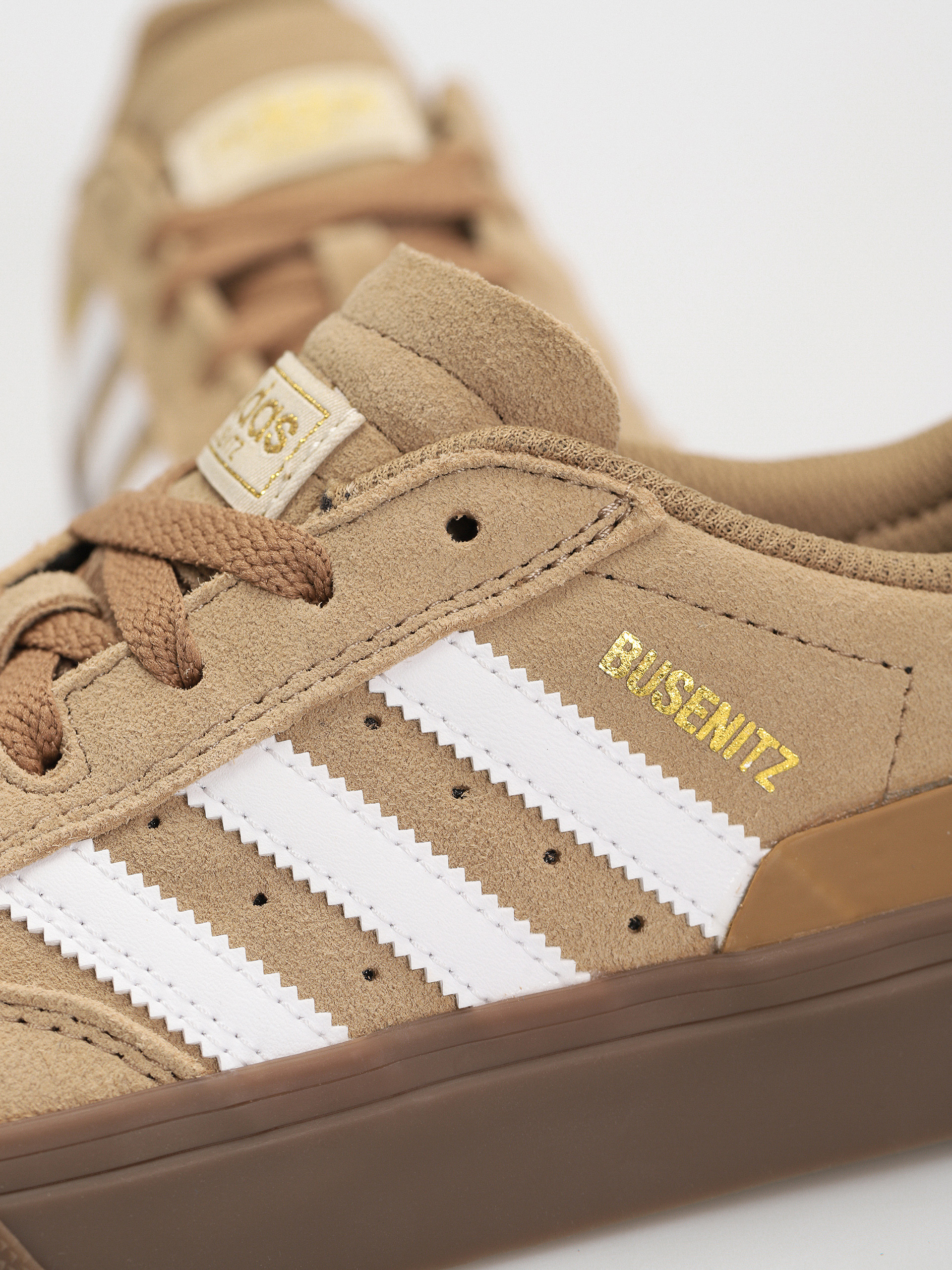 Buty adidas Busenitz VULC II (cardbo/cwhite/goldmt)