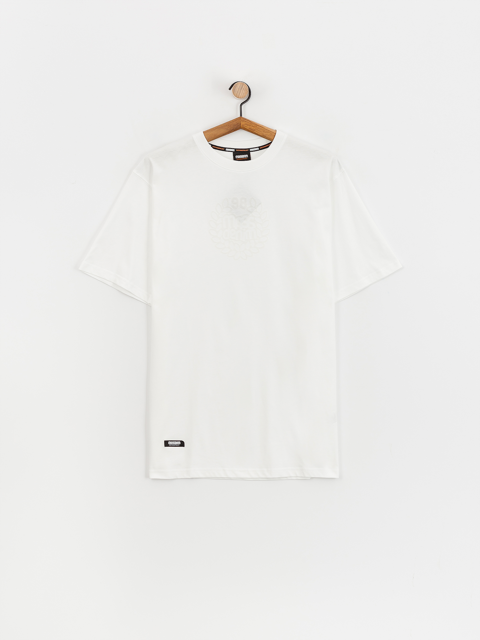 T-shirt MassDnm Base Light (off white)