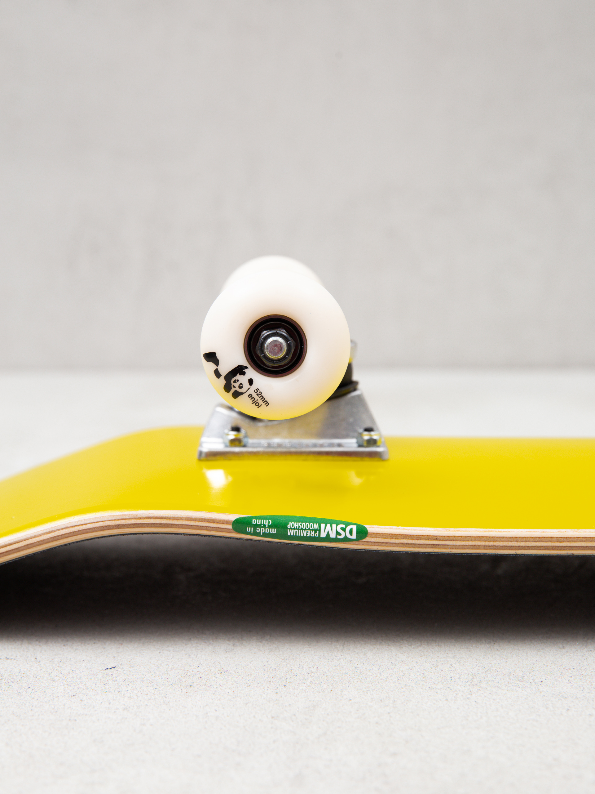 Deskorolka Enjoi Box Panda (yellow)