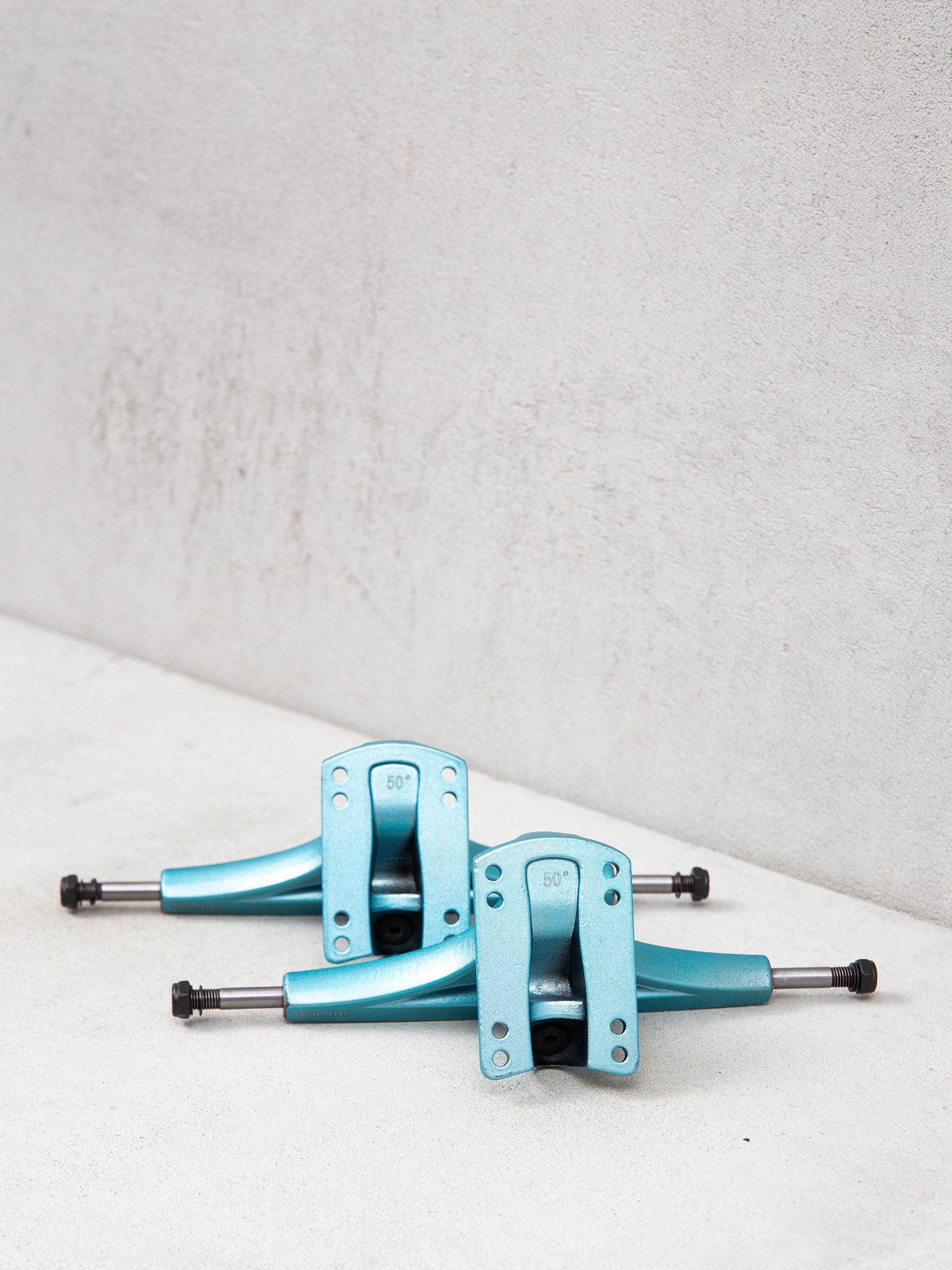 Traki Landyachtz Gen 6 Bear Trucks 50 (sapphire blue)