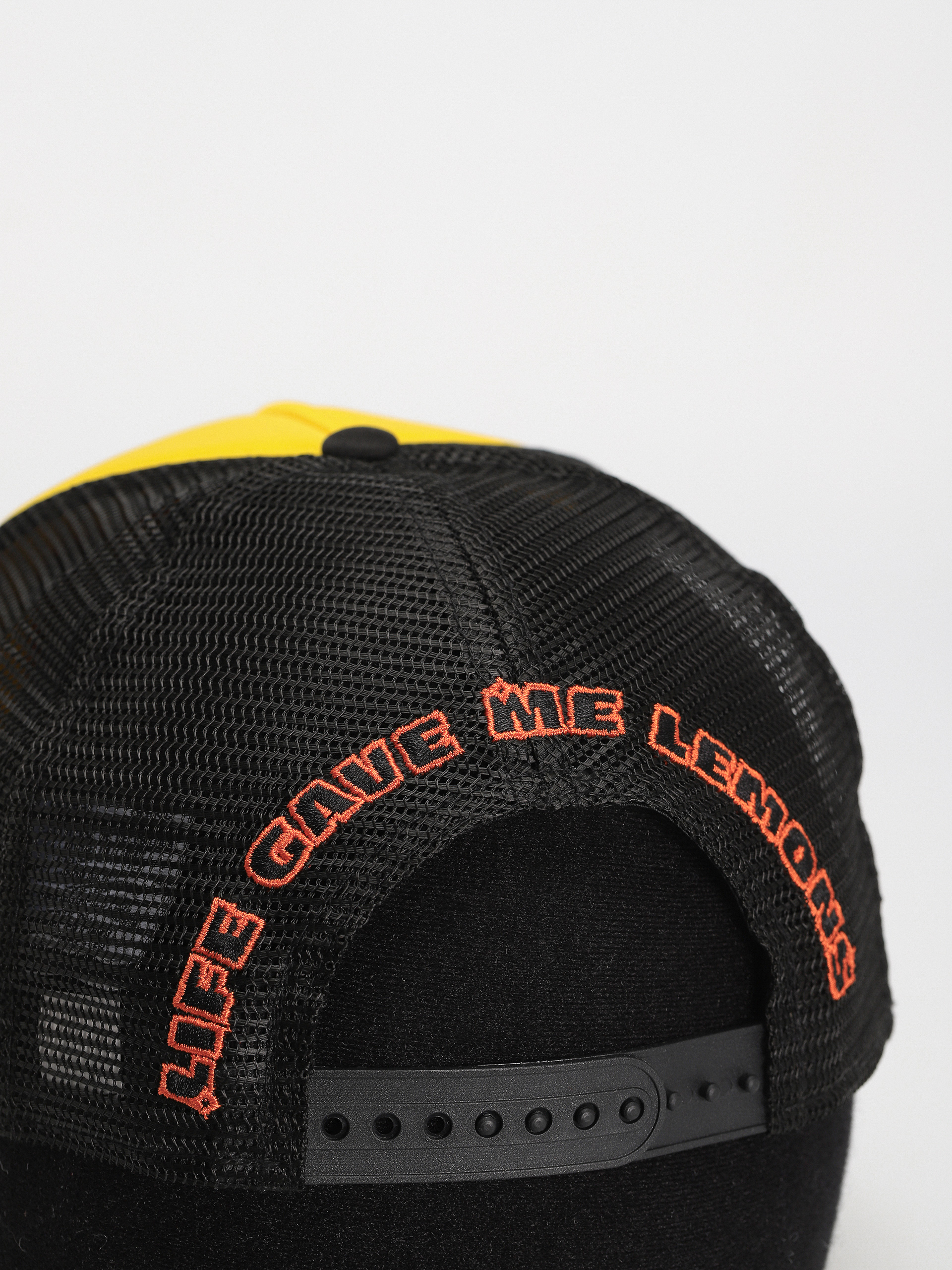 Czapka z daszkiem New Era Patch Trucker (yellow/black)
