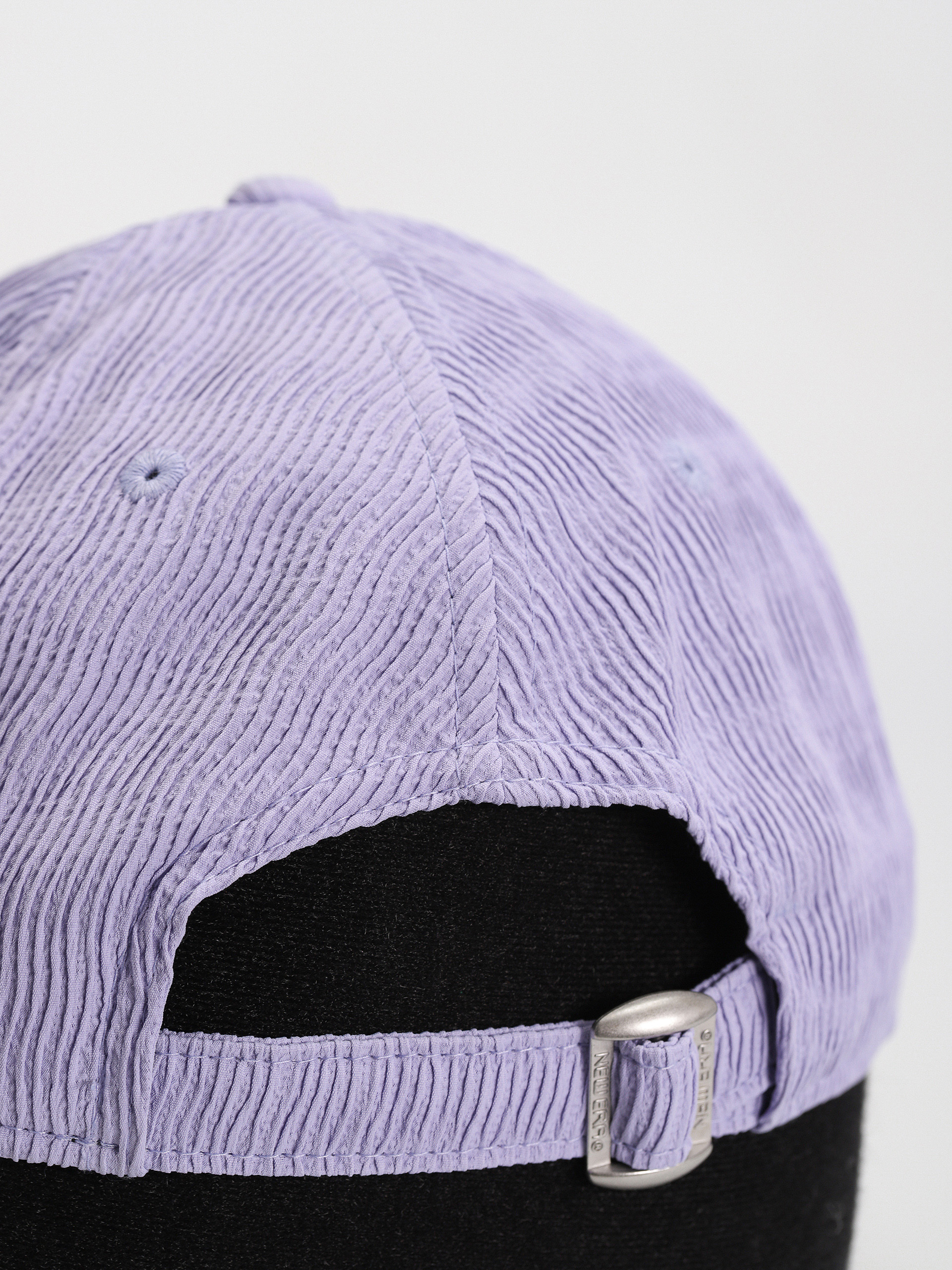 Czapka z daszkiem New Era Ruching 9Forty New York Yankees Wmn (purple/lavender)