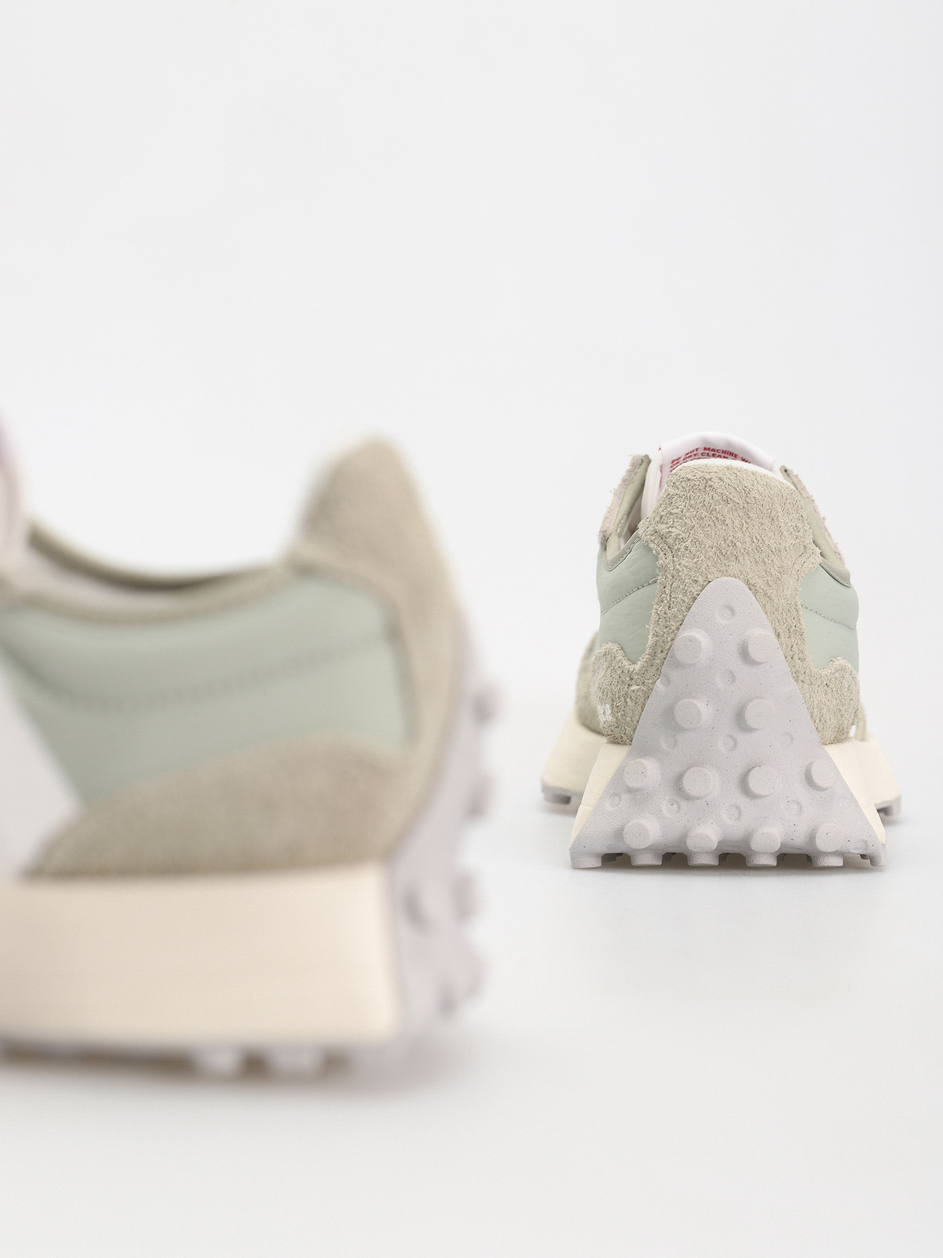 Buty New Balance 327 (dark olive)