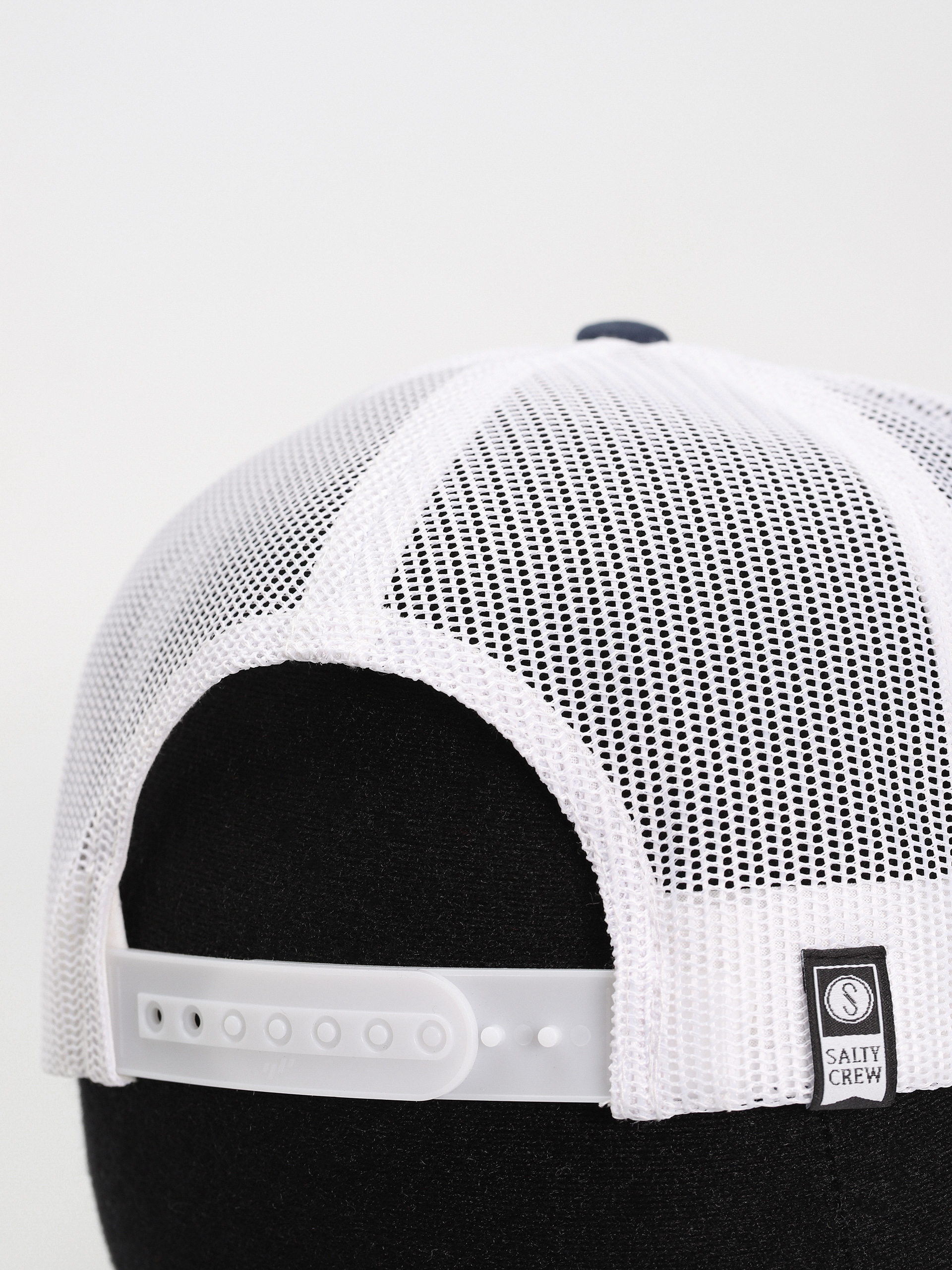 Czapka z daszkiem Salty Crew Angler Trucker (navy white)