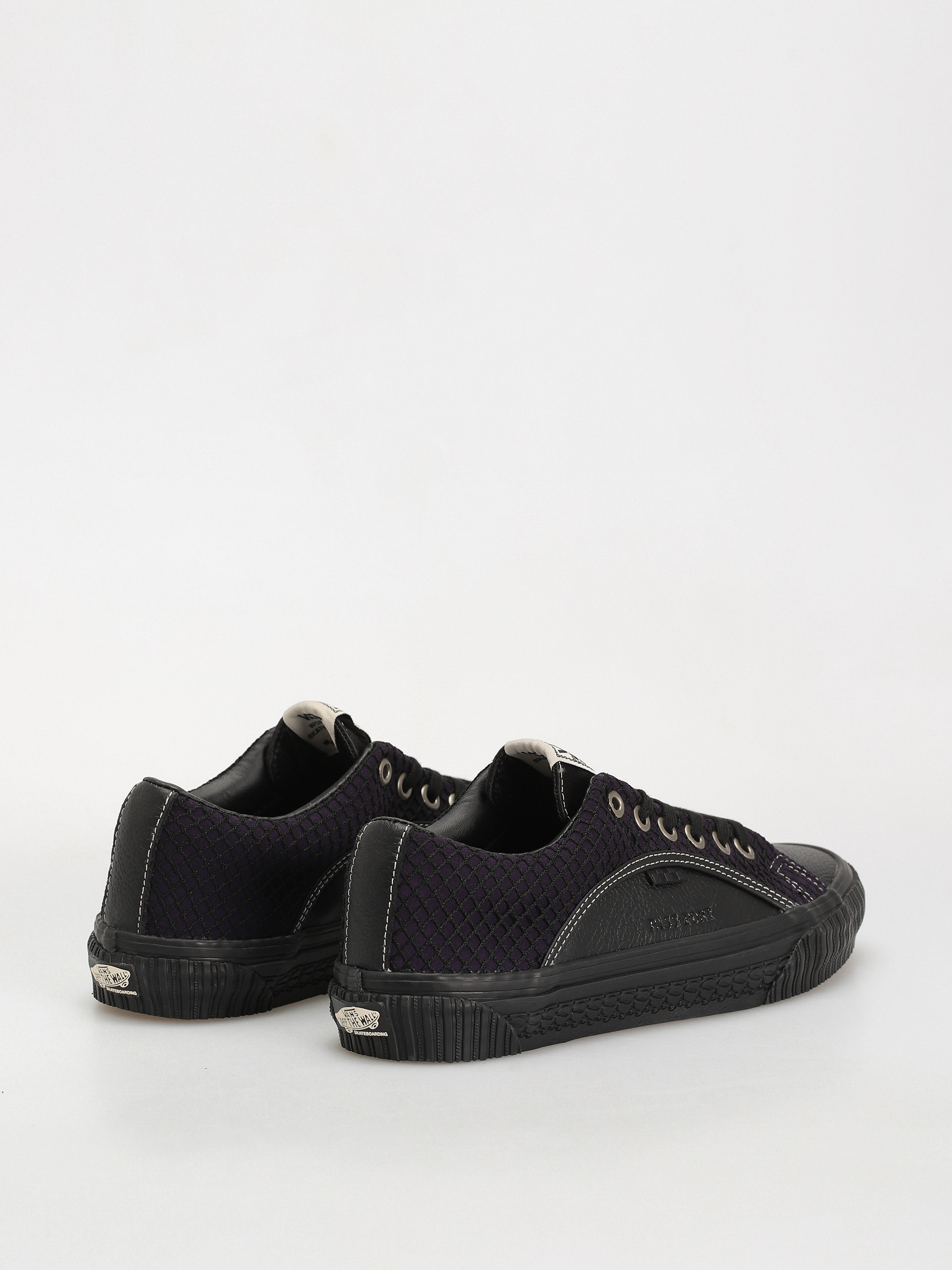 Buty Vans X Pass Port Skate Lampin - czarny (pass-port black