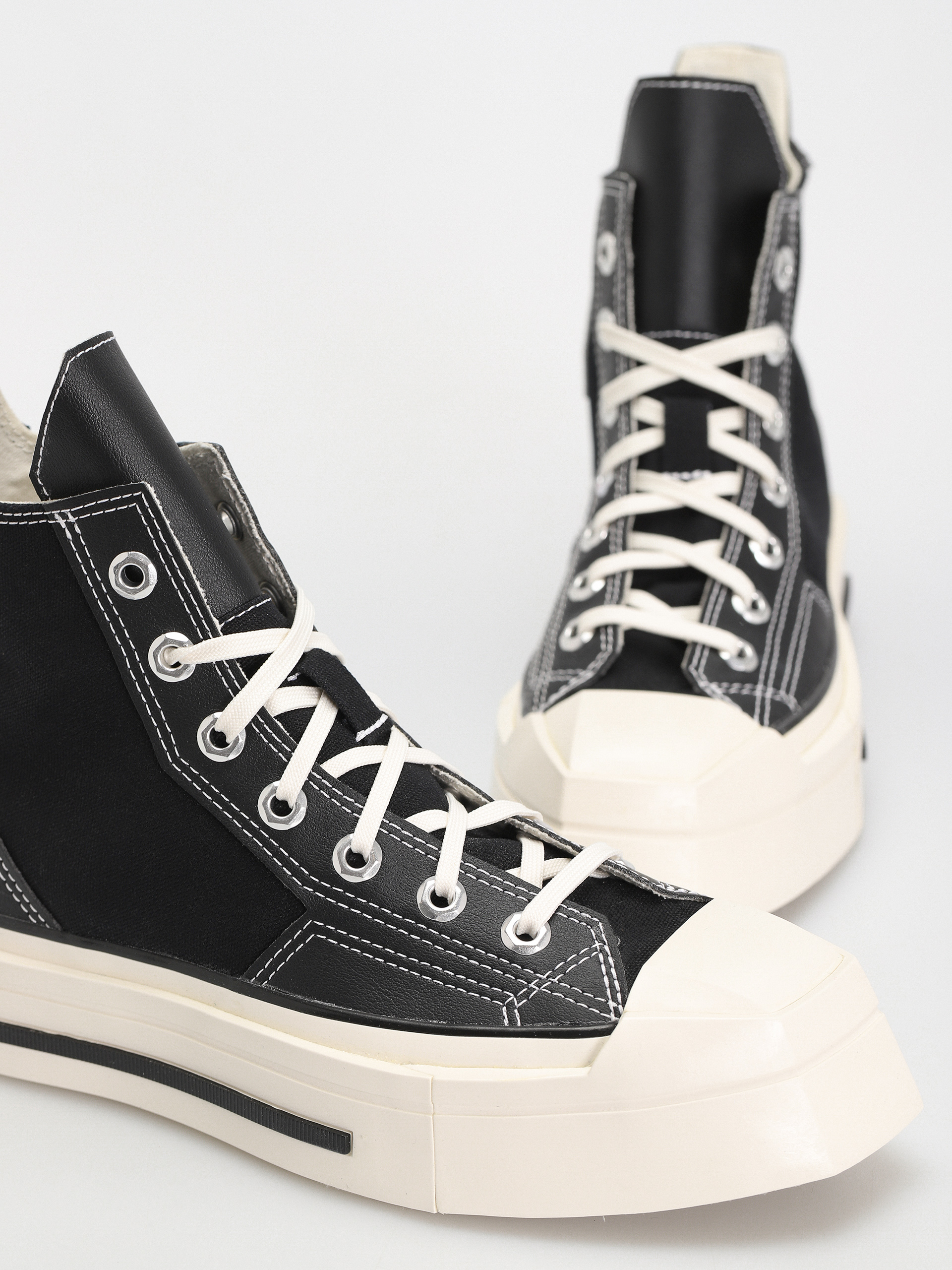 Trampki Converse Chuck 70 De Luxe Squared Hi (black)