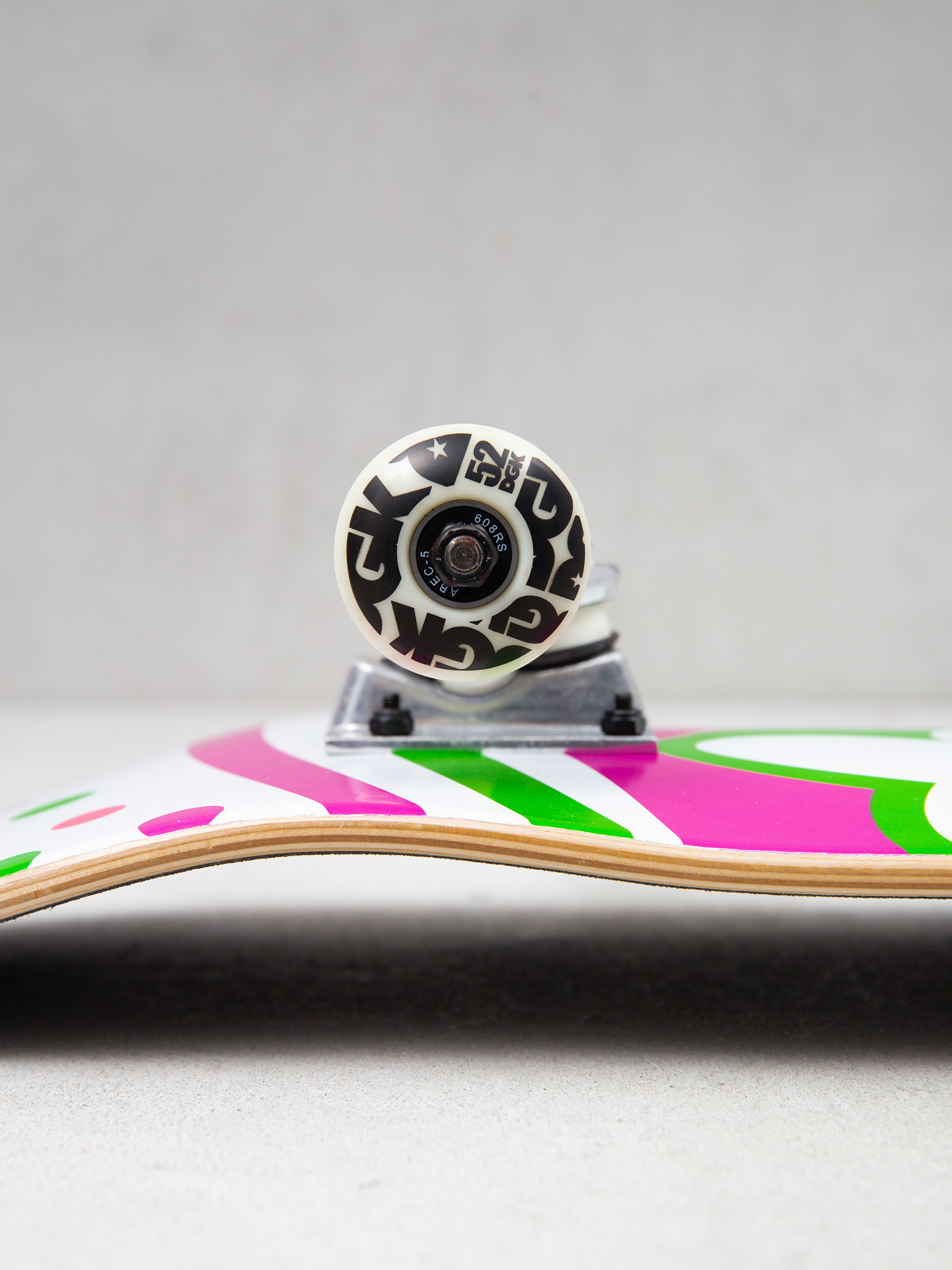 Deskorolka DGK Lolli (white/pink)