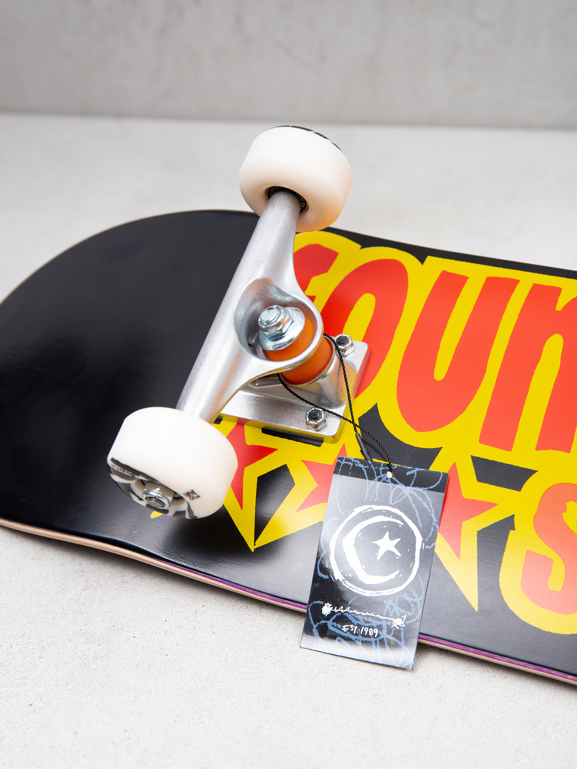 Deskorolka Foundation Star (black)