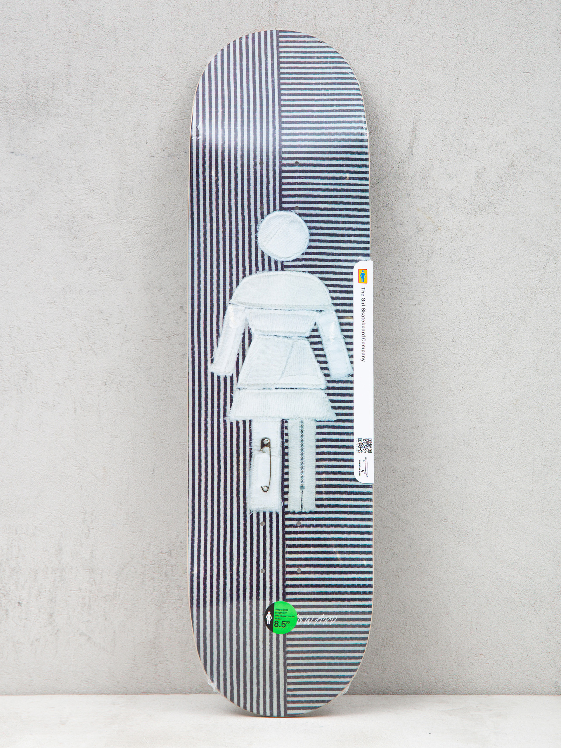 Deck Girl Skateboard Howard Scraps (white/black)