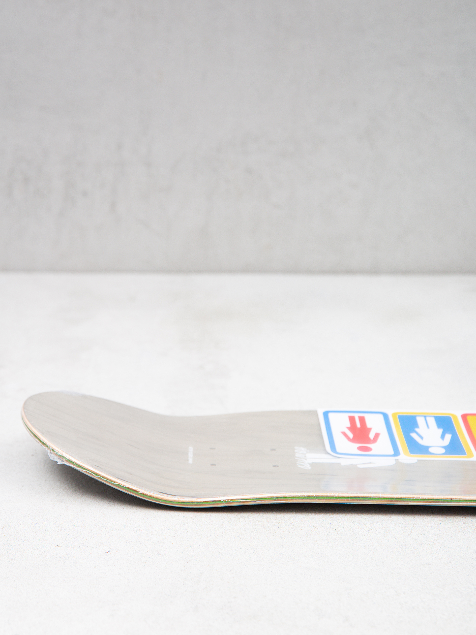 Deck Girl Skateboard Howard Scraps (white/black)