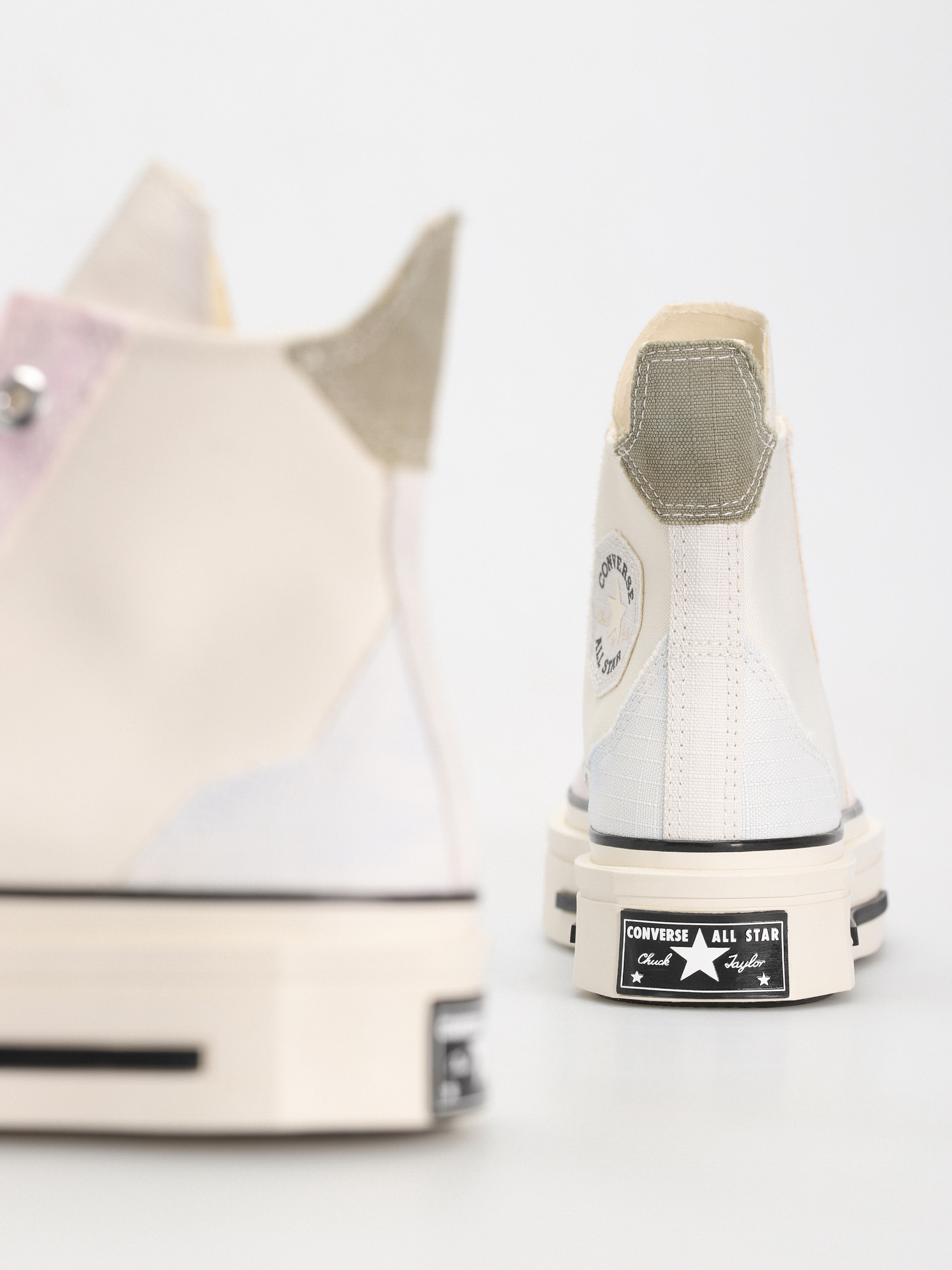 Trampki Converse Chuck 70 De Luxe Squared Hi (lilac)