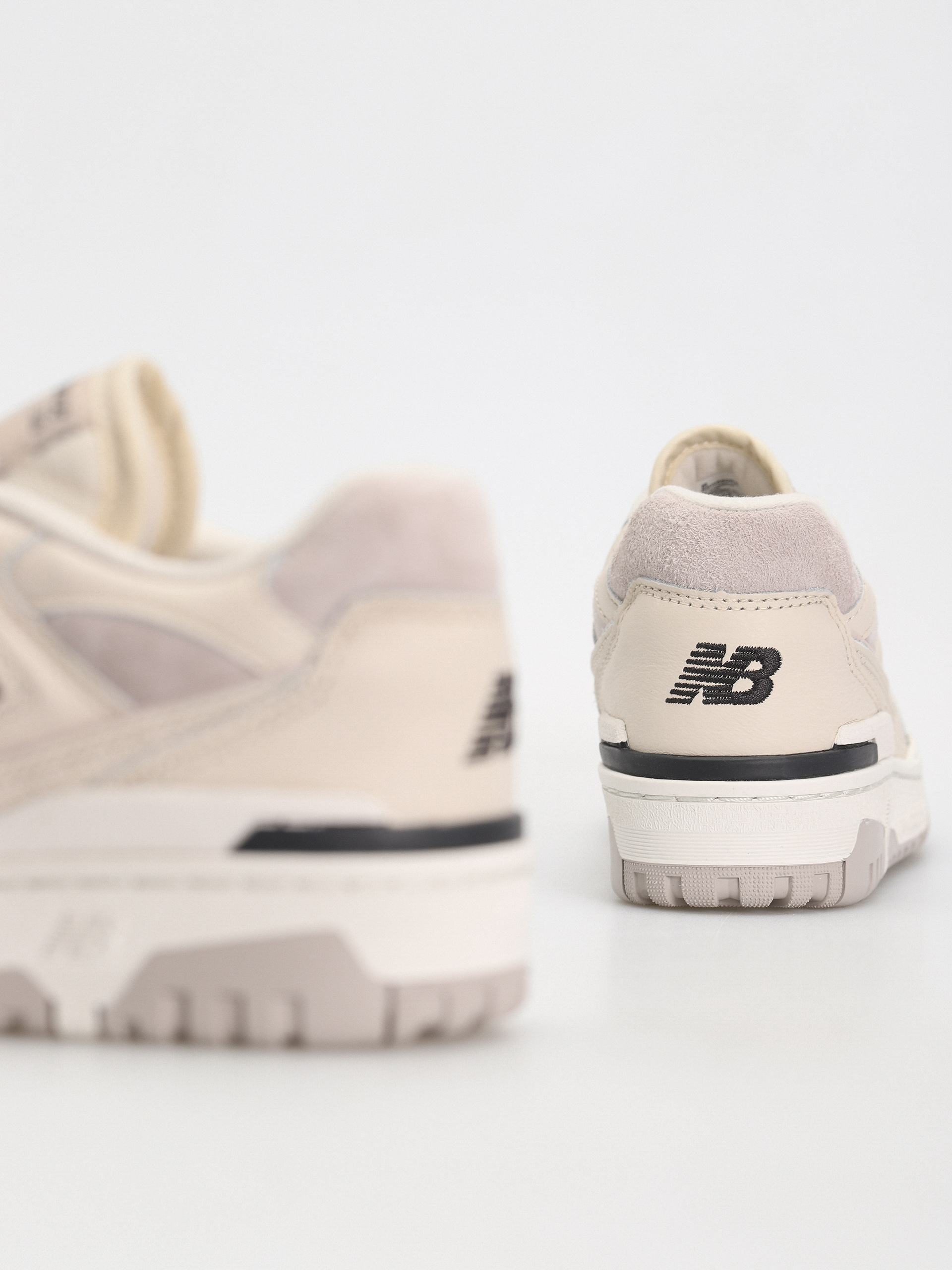 Buty New Balance 550 Wmn (linen)