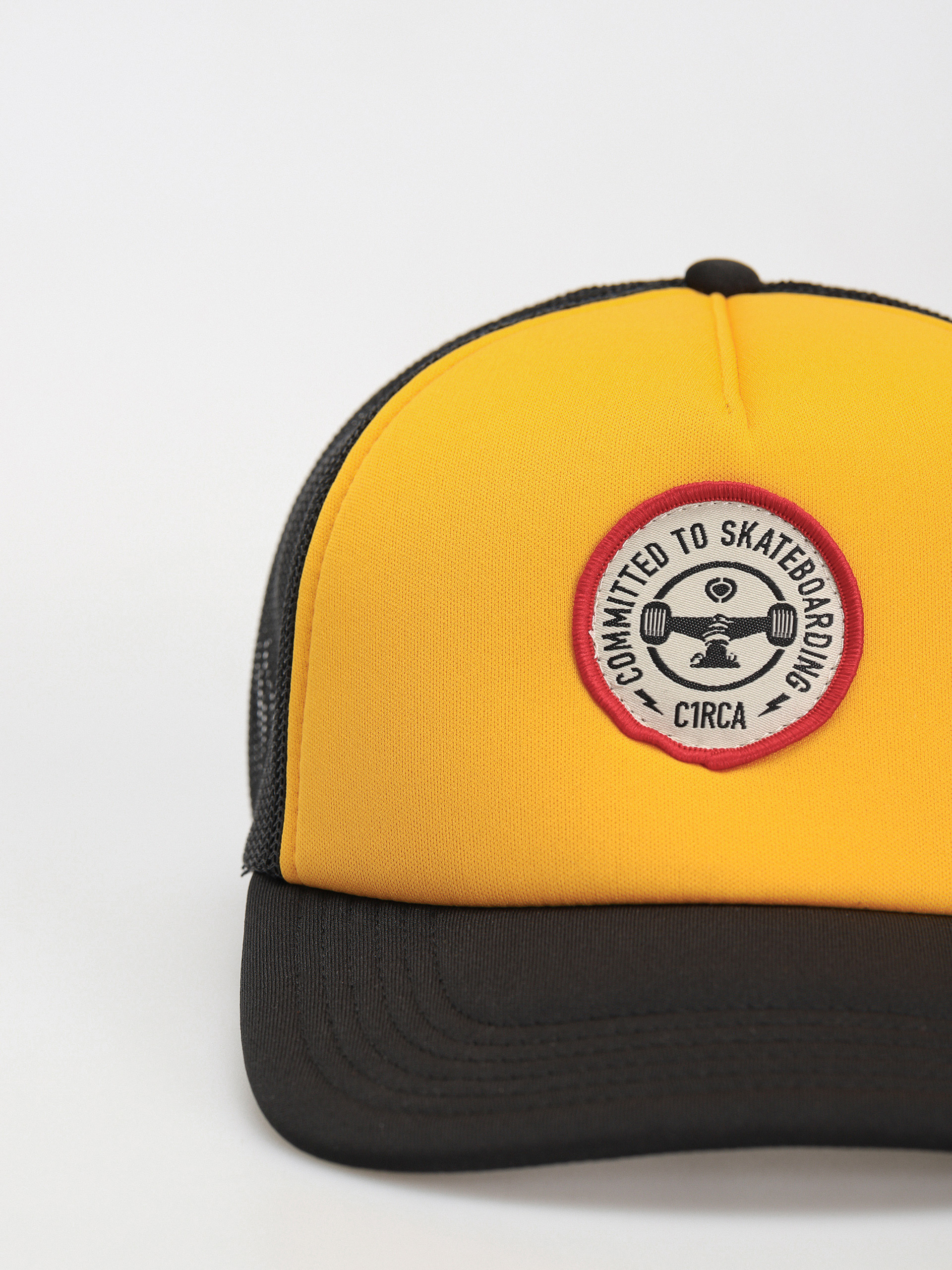 Czapka z daszkiem Circa C1Rcle Trucker Cap (black/gold)