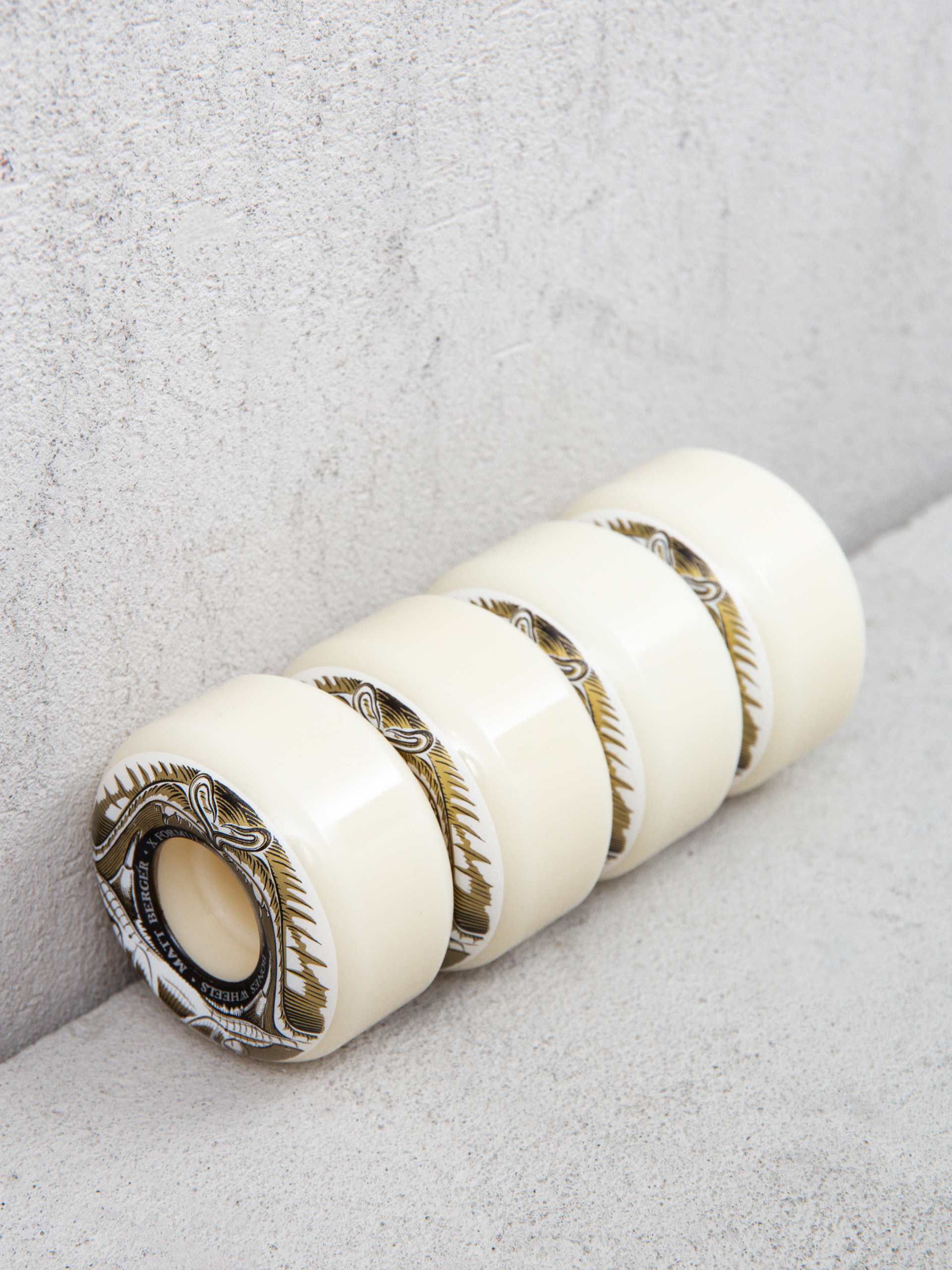 Kółka Bones X Formula Berger Battlesnake V5 Sidecut 99A (natural/gold/black)