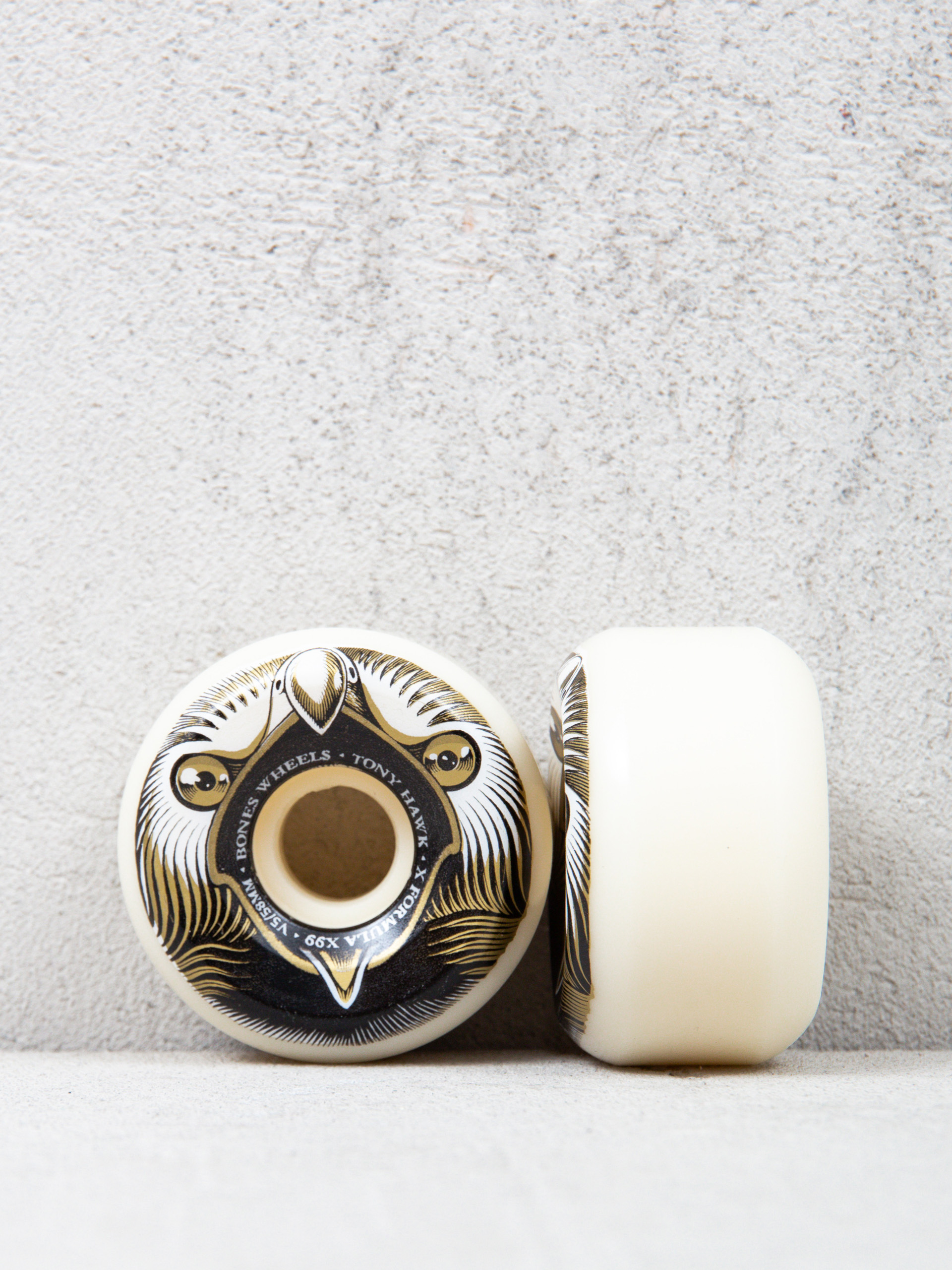 Kółka Bones X Formula Hawk Beak & Destroy V5 Sidecut 99A (natural/black/gold)