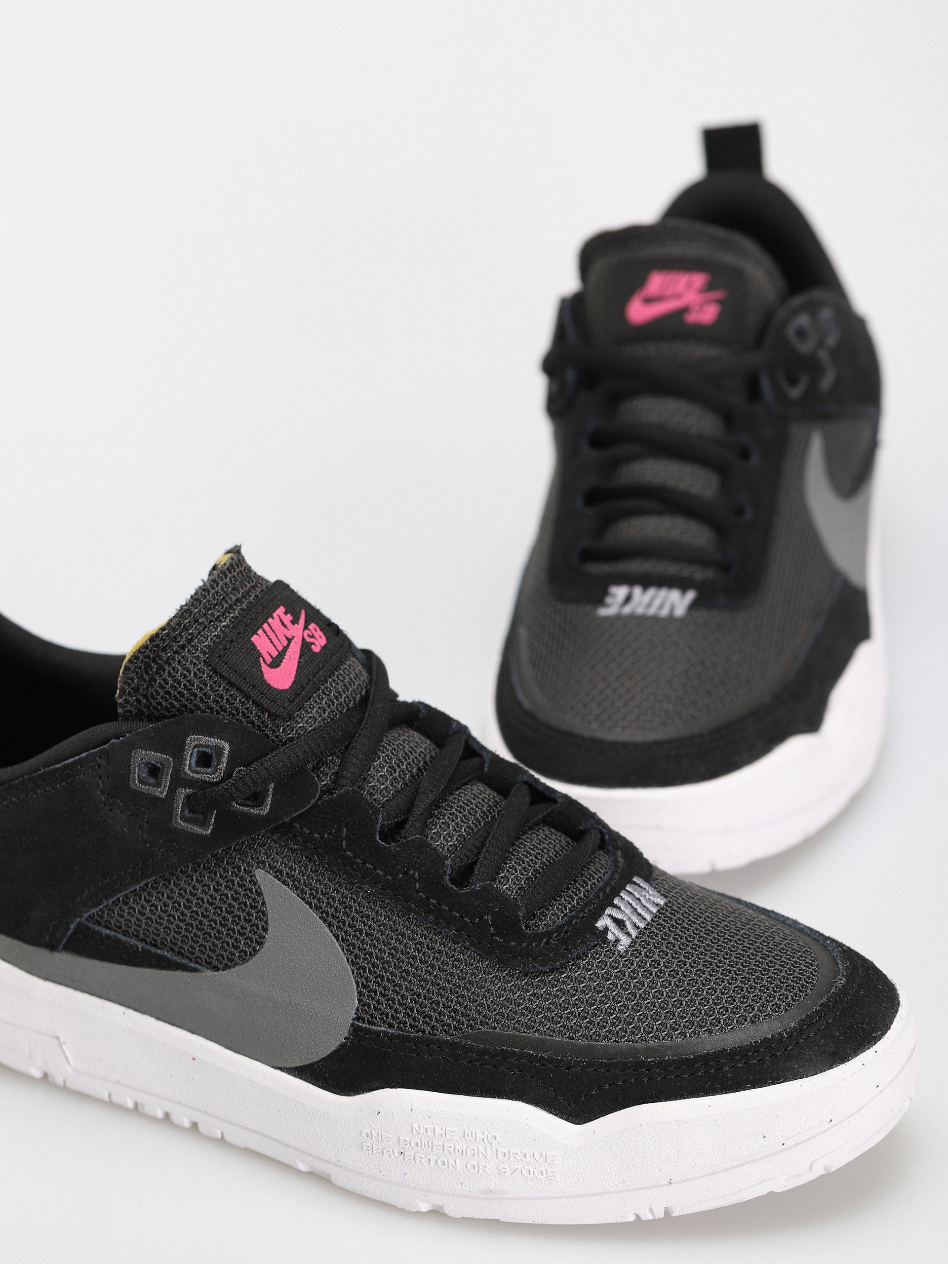 Buty Nike SB Day One JR (black/cool grey anthracite alchemy pink)