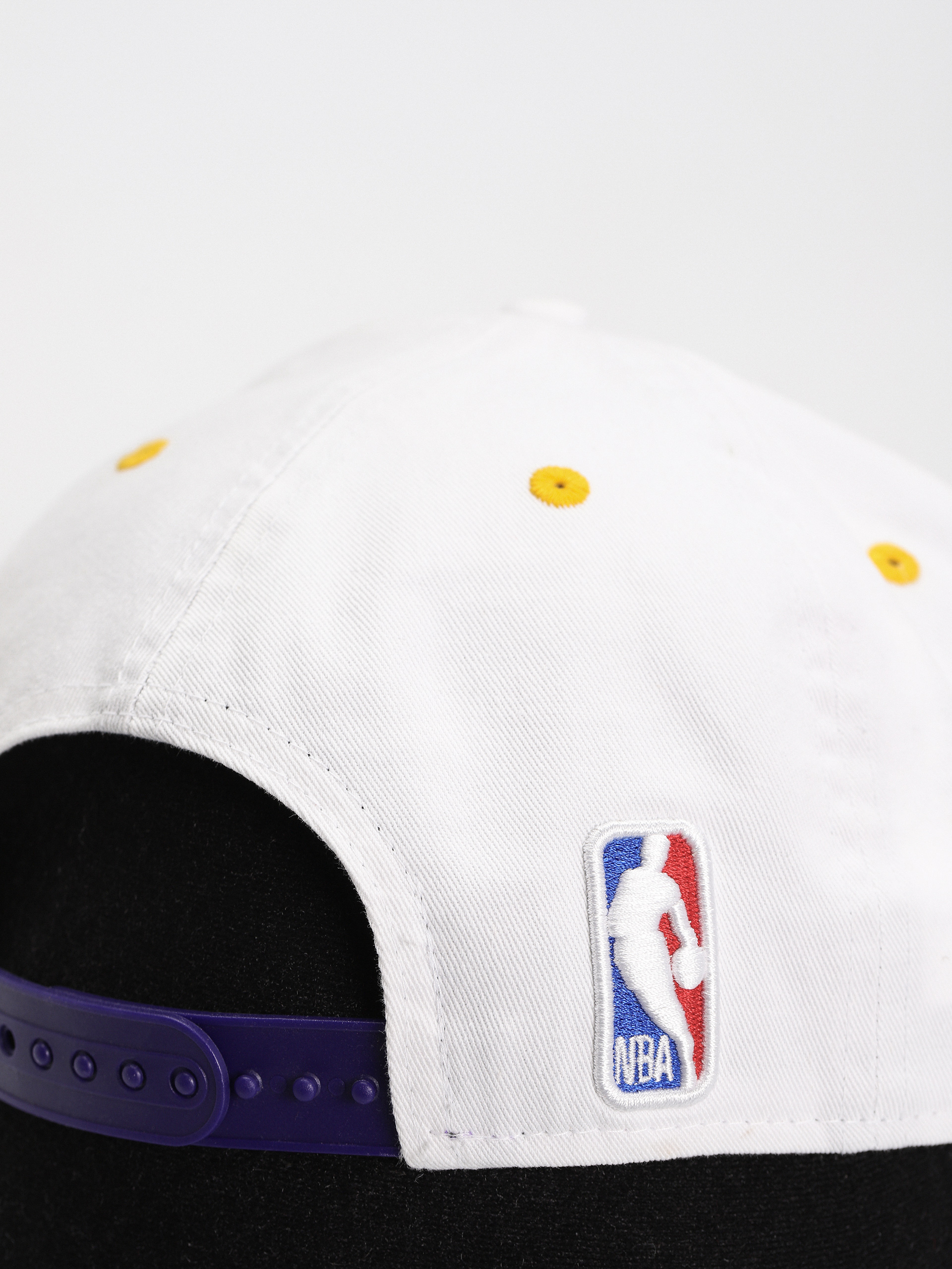 Czapka z daszkiem New Era Washed NBA Golfer Los Angeles Lakers (white/purple)