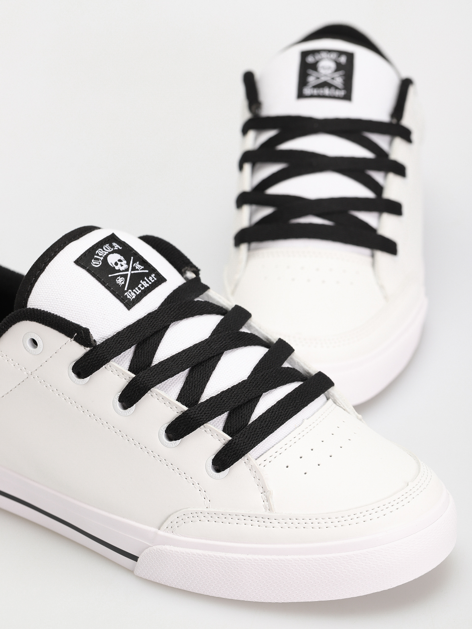Buty Circa Buckler Sk (white/black/pu leather/canvas)