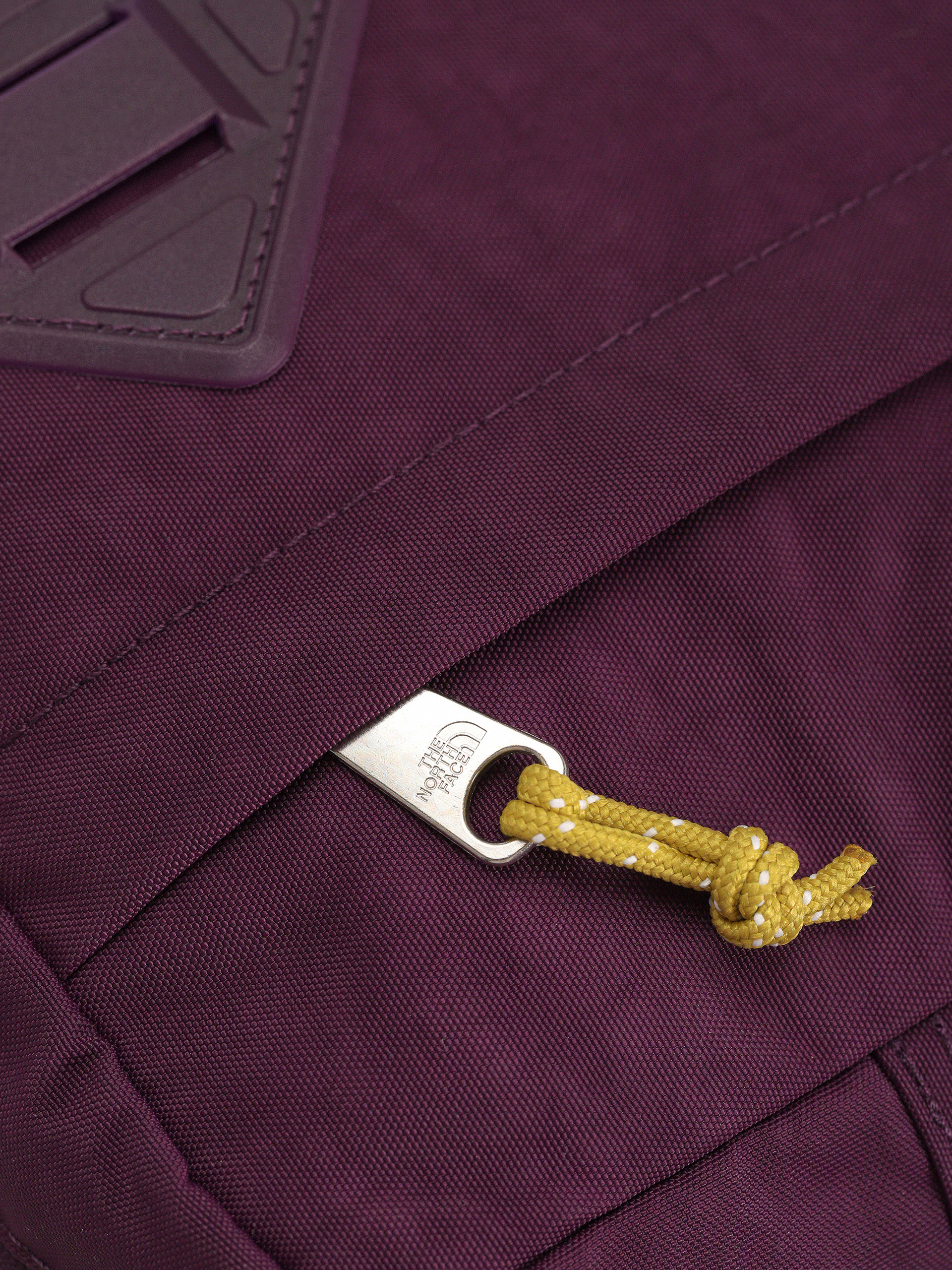 Torba The North Face Berkeley Crossbody (black currant purple/ye)