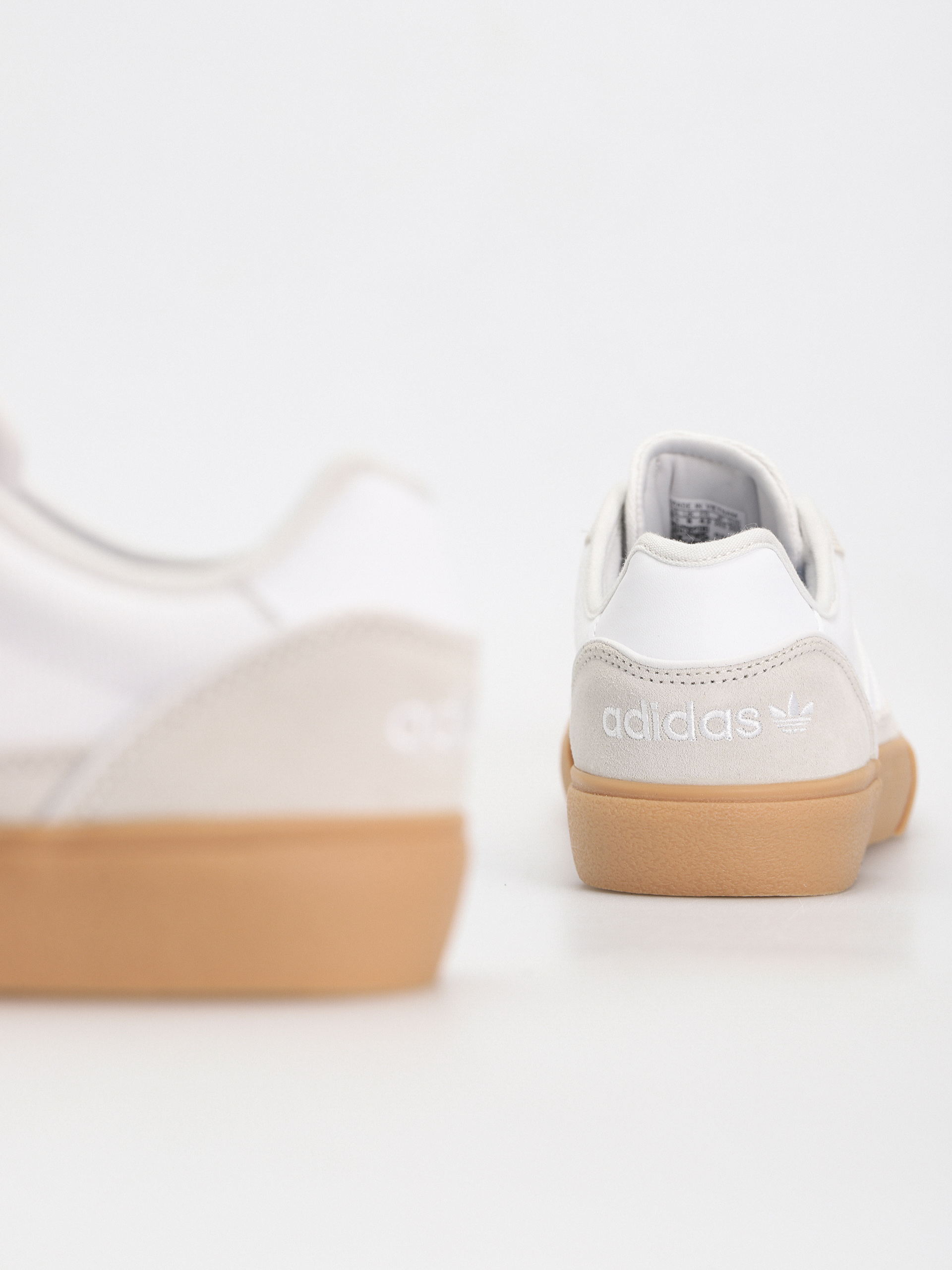 Buty adidas Court TNS Premiere (crywht/ftwwht/gum3)