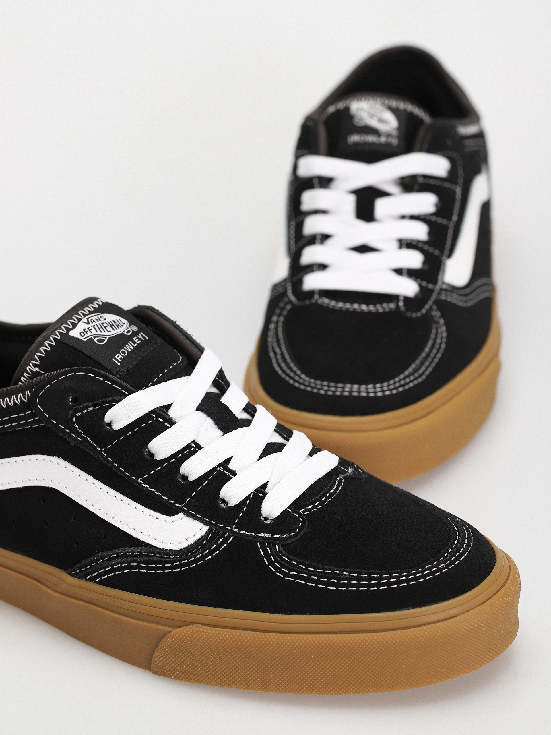 Buty Vans Rowley Classic (black/white/gum)