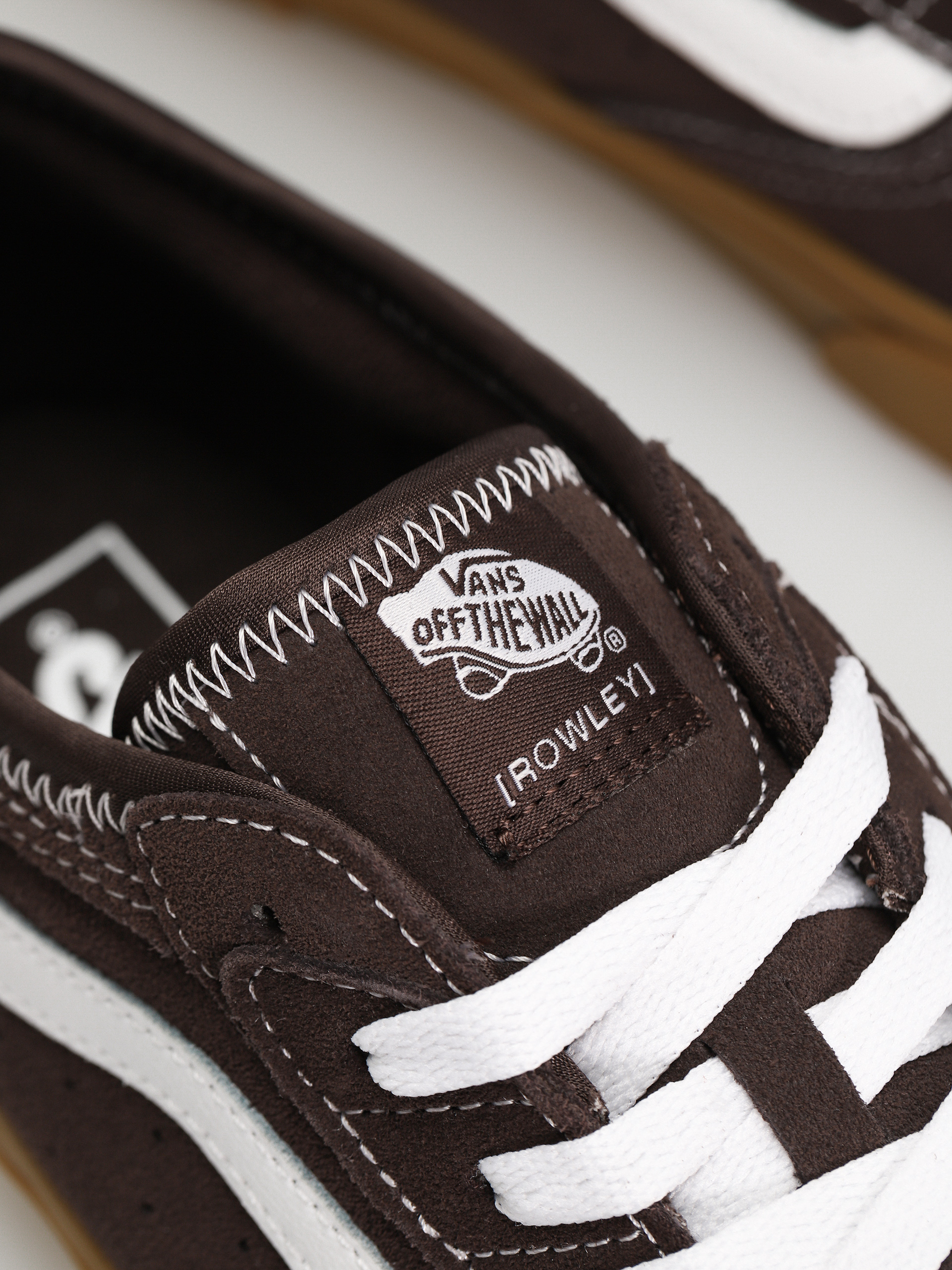Buty Vans Rowley Classic (chocolate/white/gum)