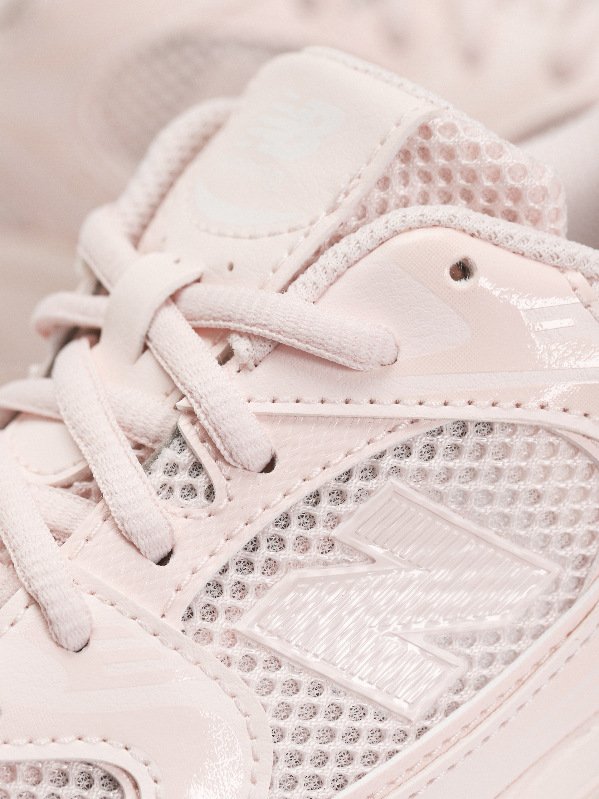 Buty New Balance 530 JR (washed pink)