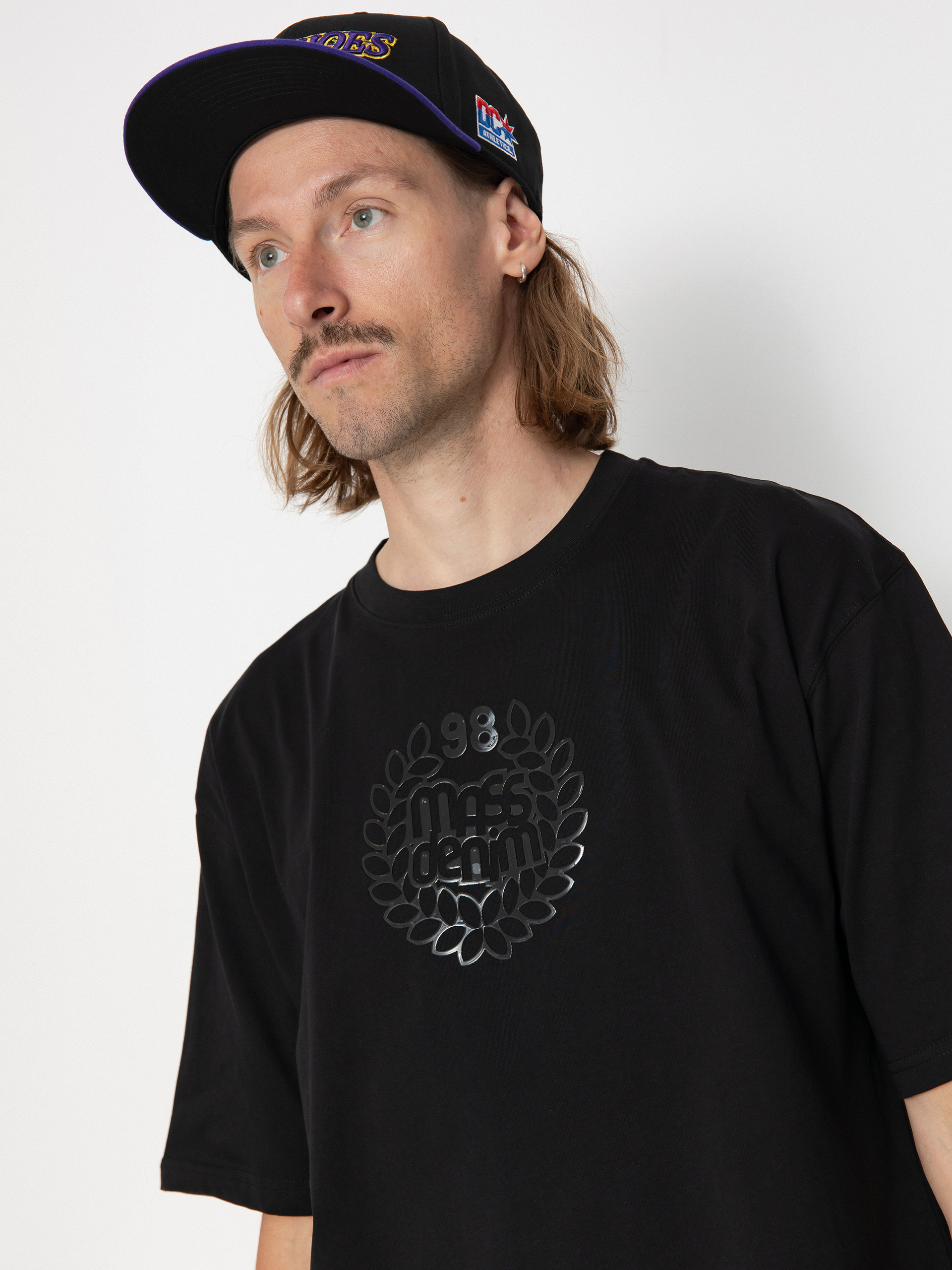 T-shirt MassDnm Base Light (black)