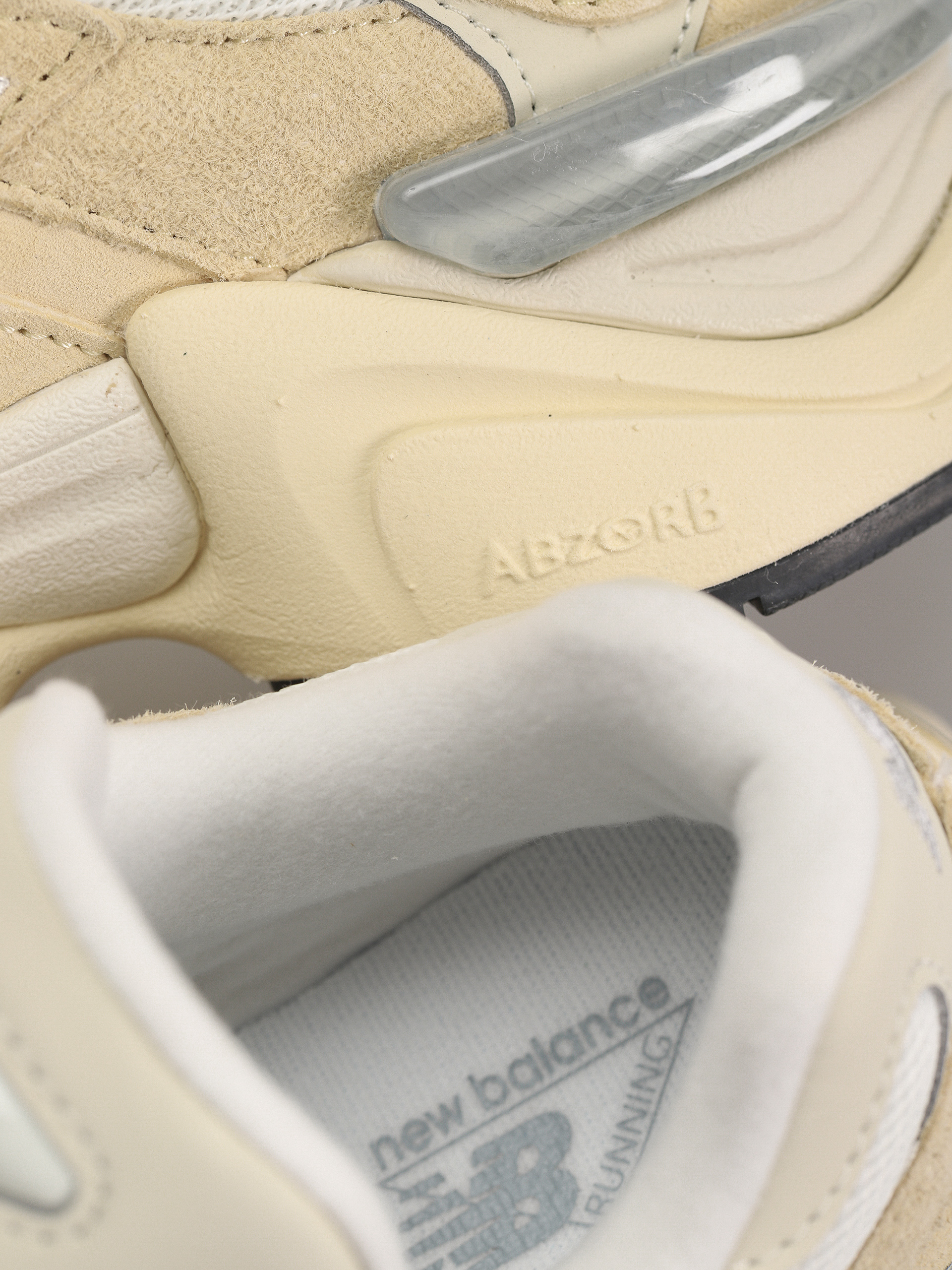 Buty New Balance 9060 (calcium)