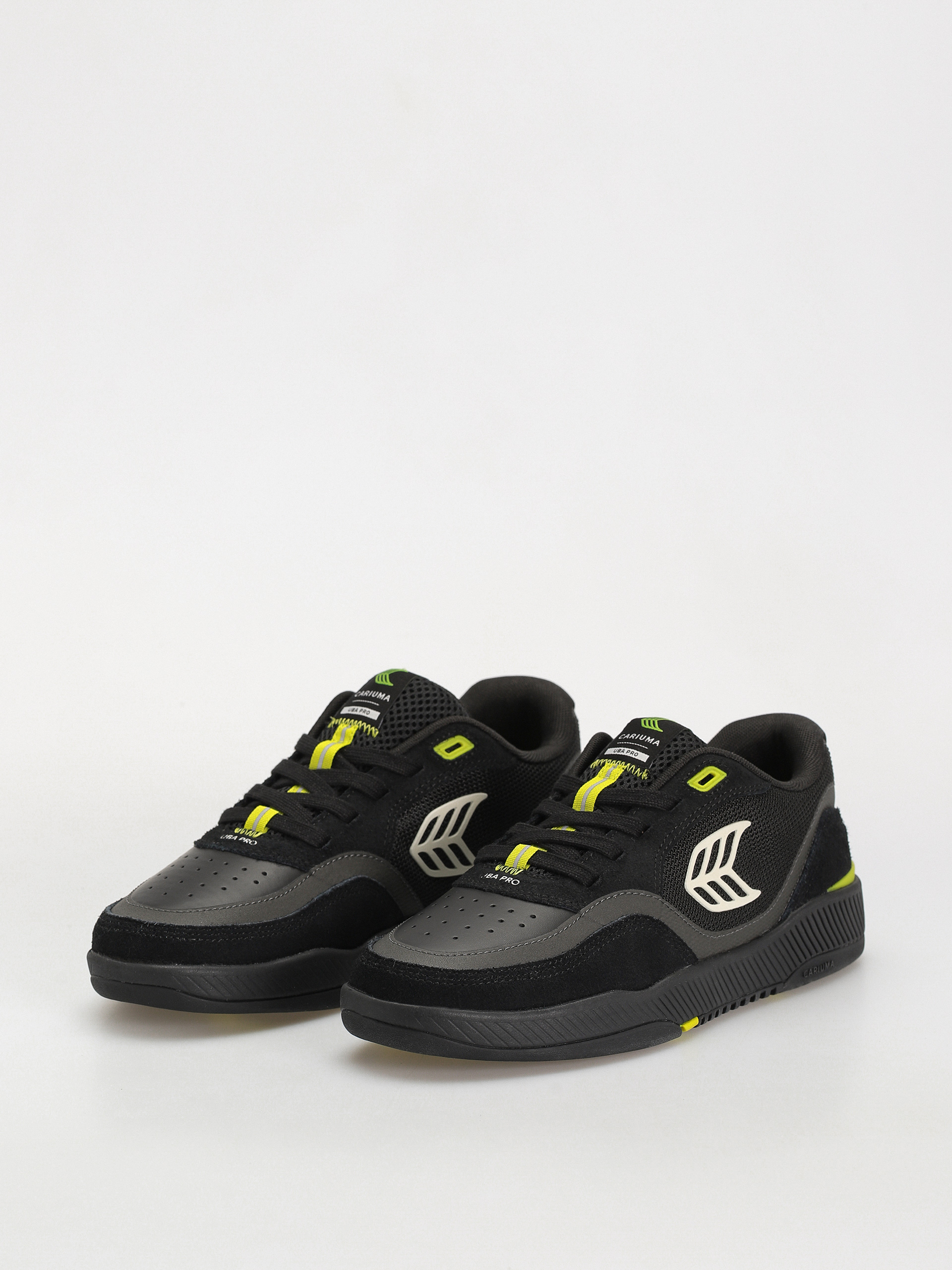 Buty Cariuma UBA PRO (all black/green & off white)