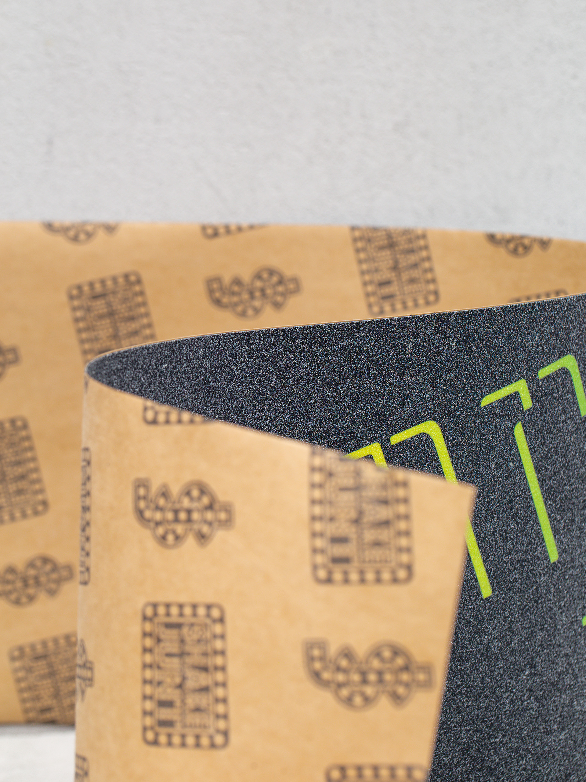 Papier Shake Junt Kader Sylla Pro (black)