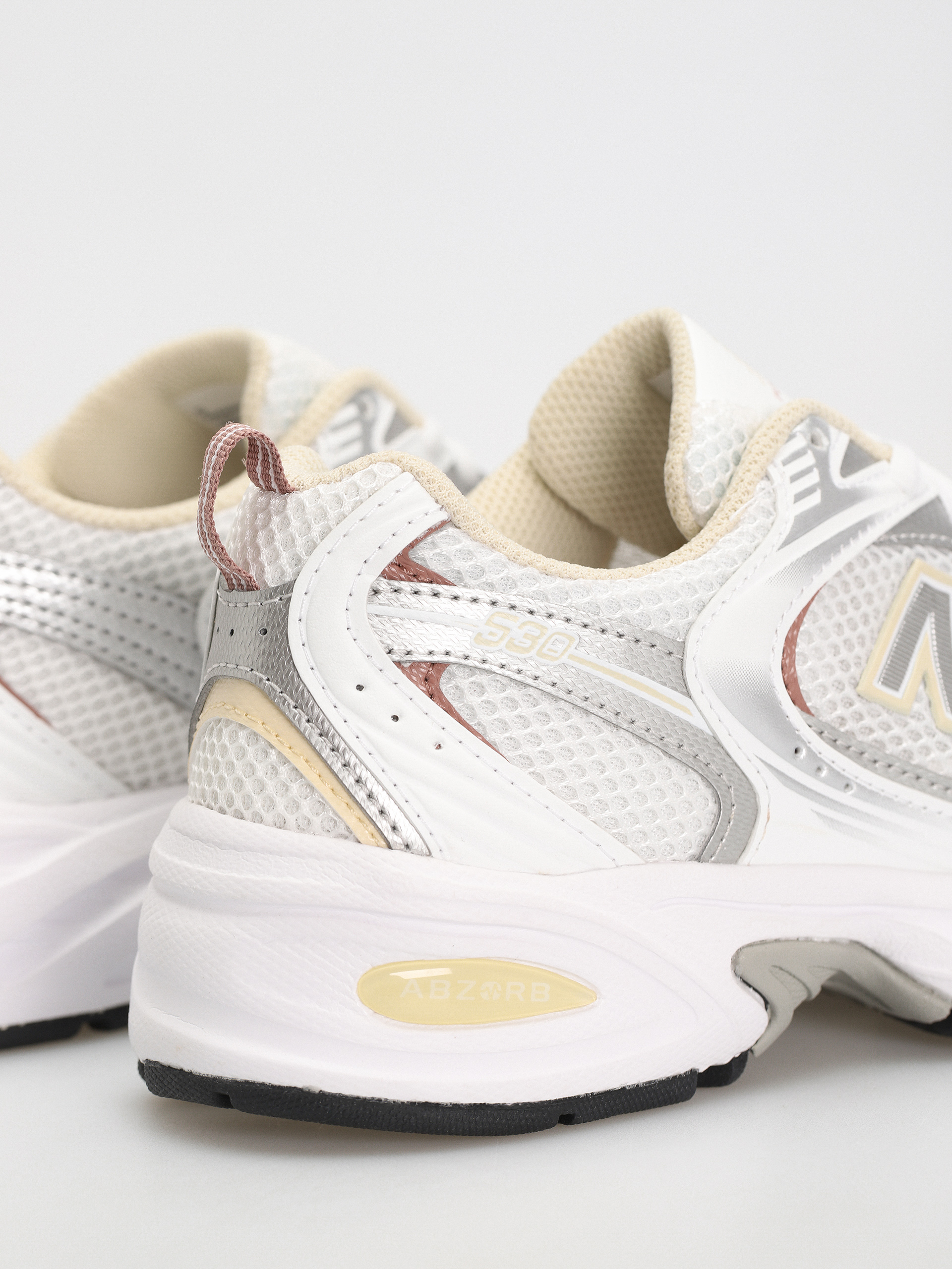 Buty New Balance 530 (white silver beige)