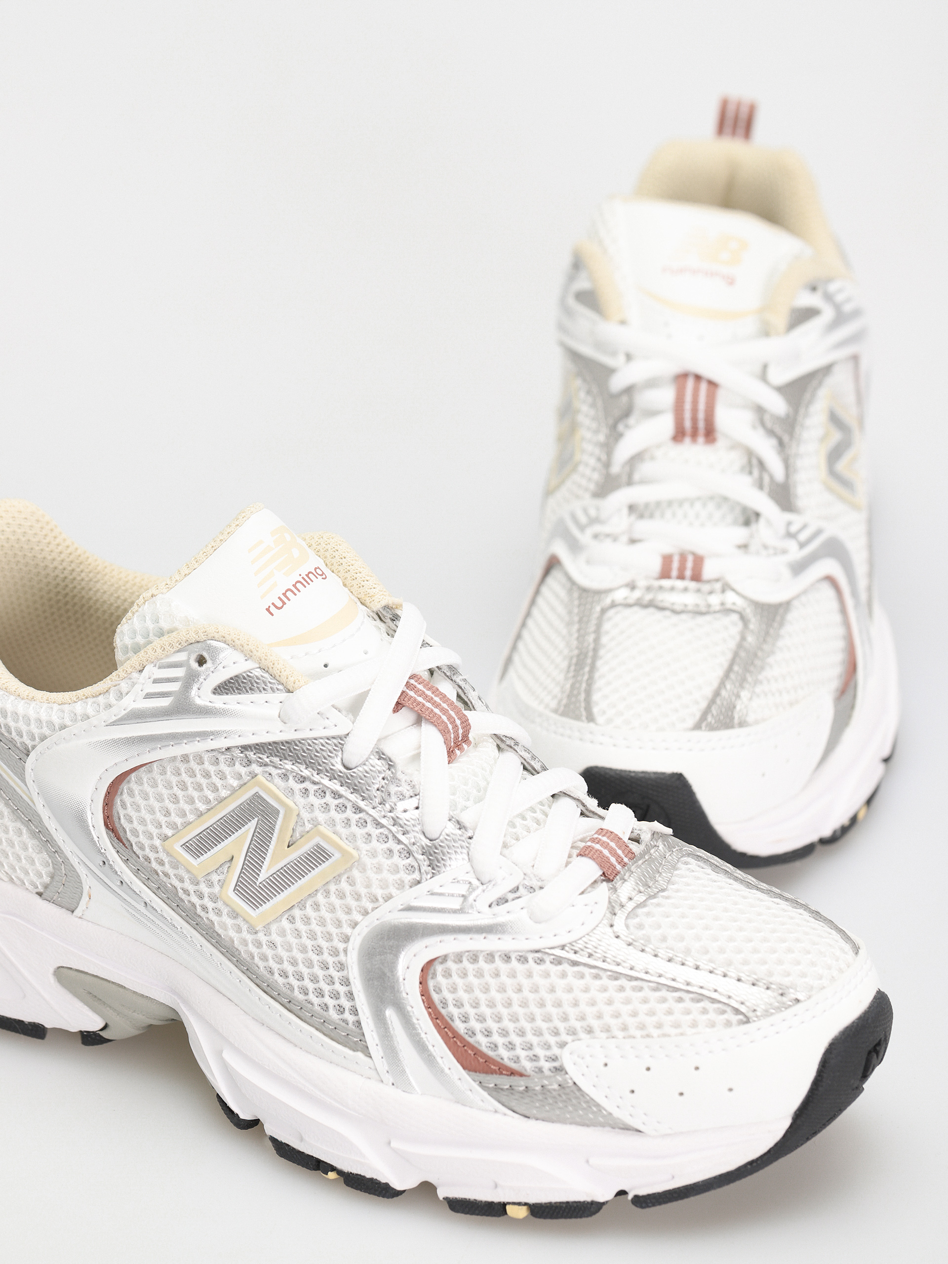 Buty New Balance 530 (white silver beige)